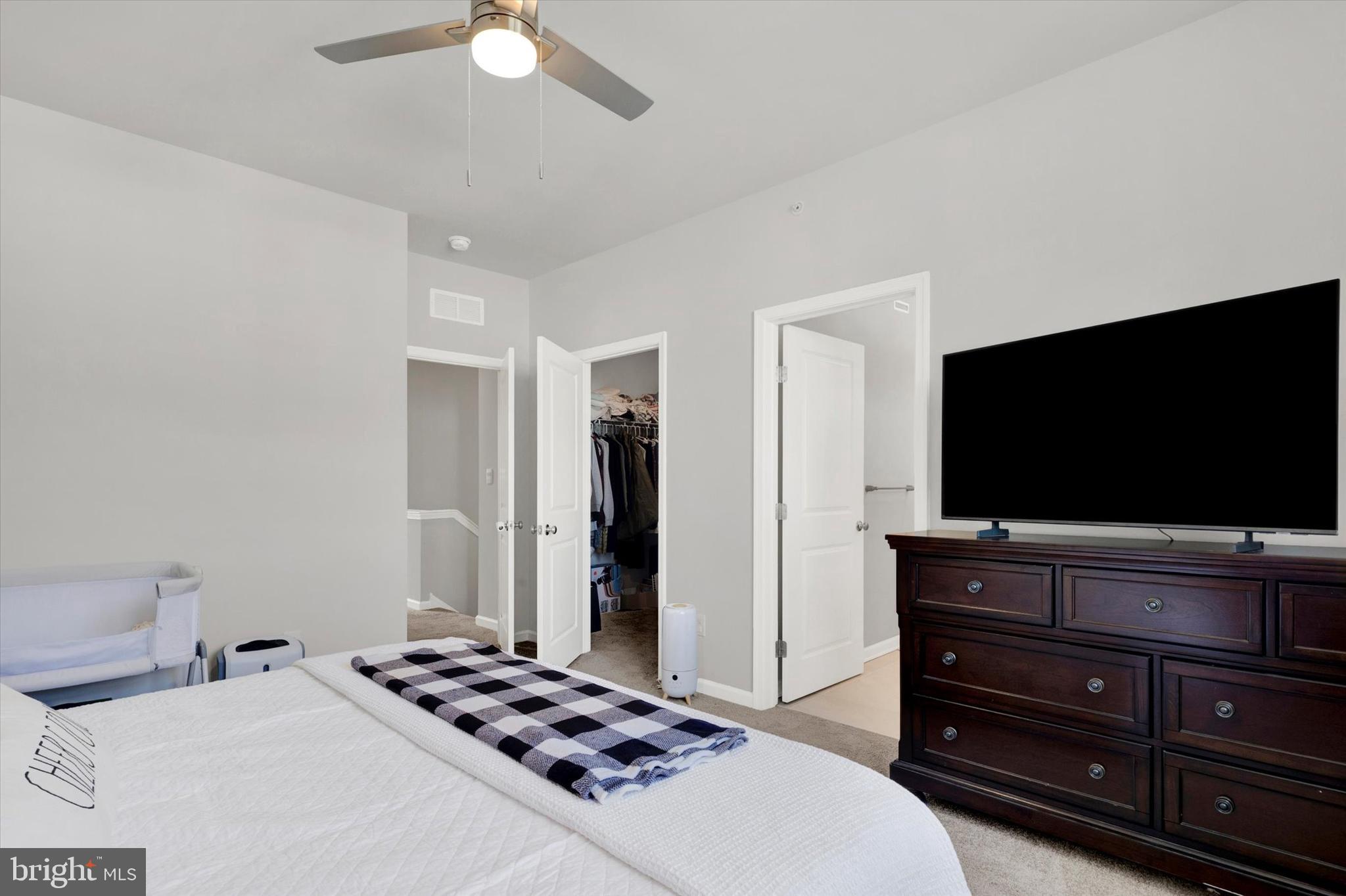 STEELPOINTE - Residential