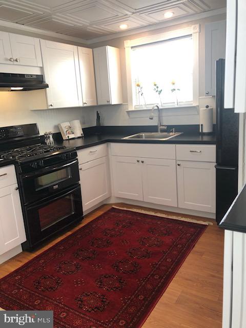 LAUREL - Residential