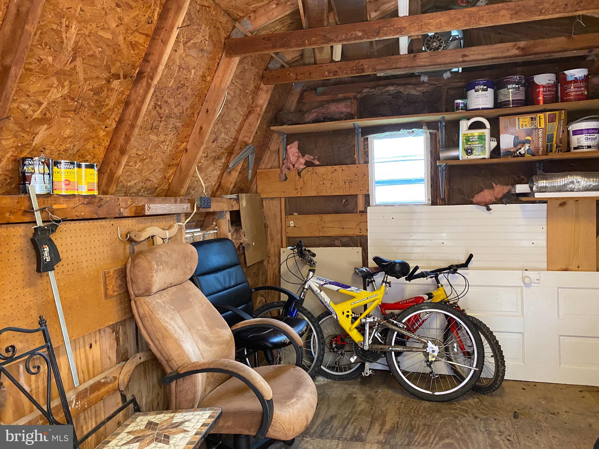 LAUREL - Residential