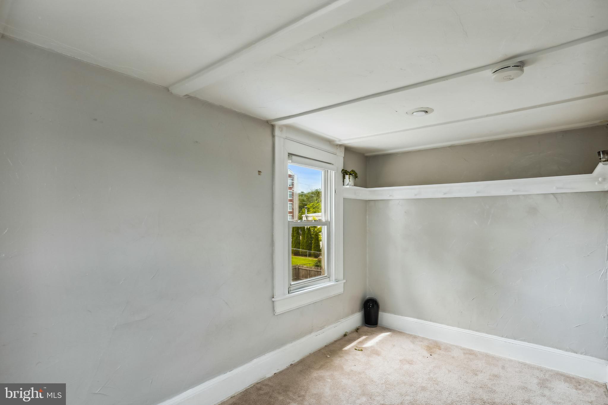 LAUREL - Residential