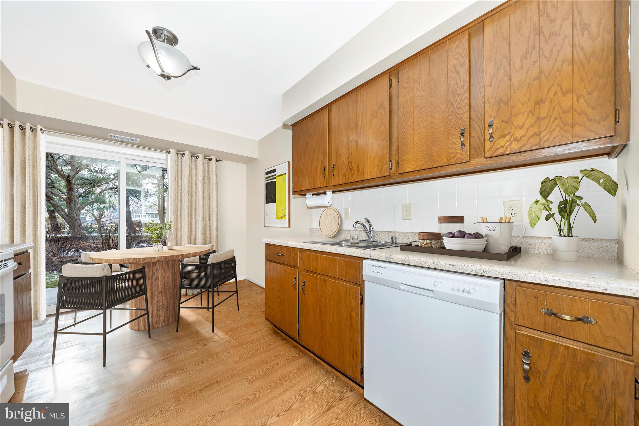 GLADE TOWN - Residential