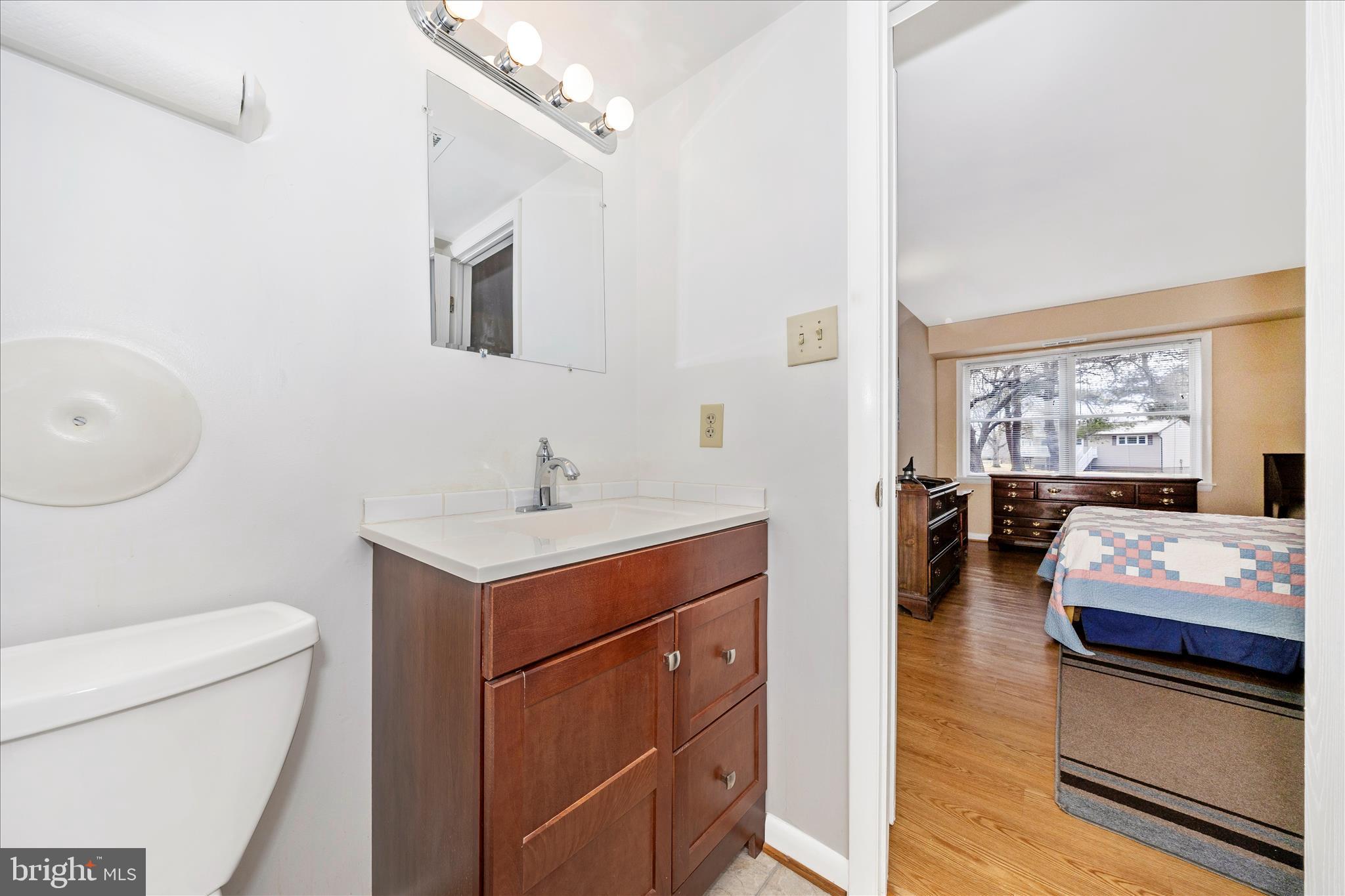 GLADE TOWN - Residential