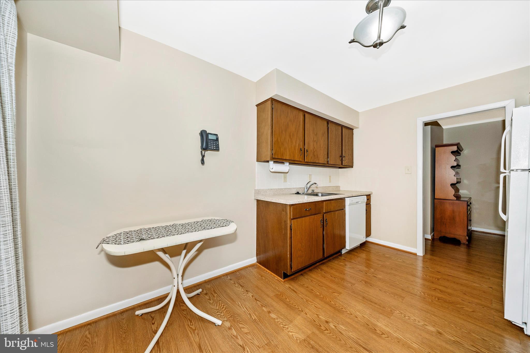 GLADE TOWN - Residential