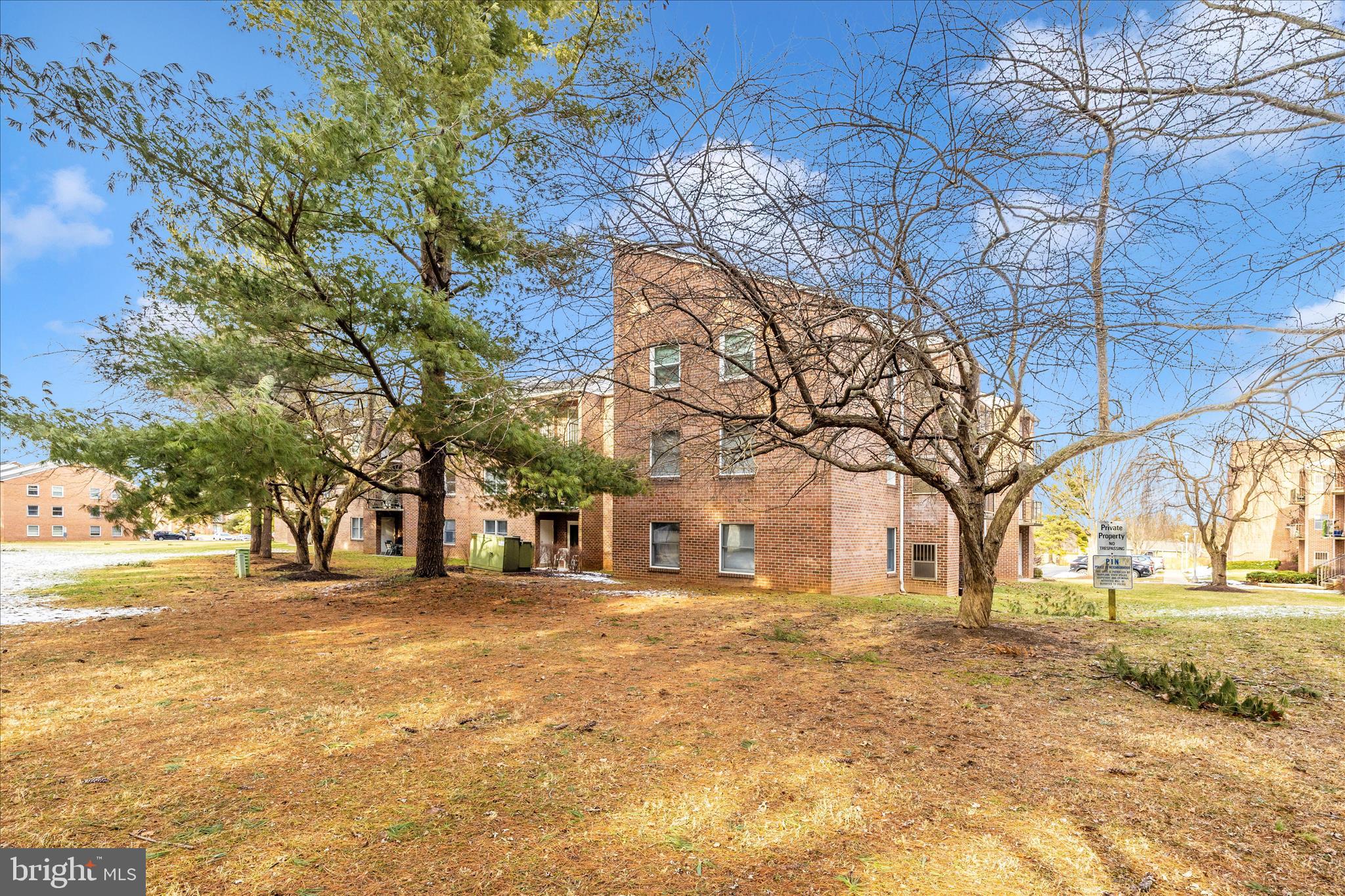 GLADE TOWN - Residential