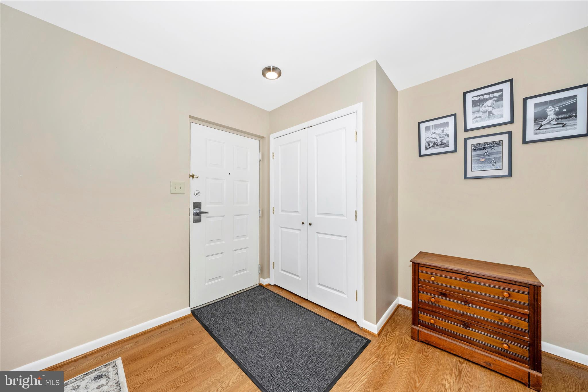 GLADE TOWN - Residential