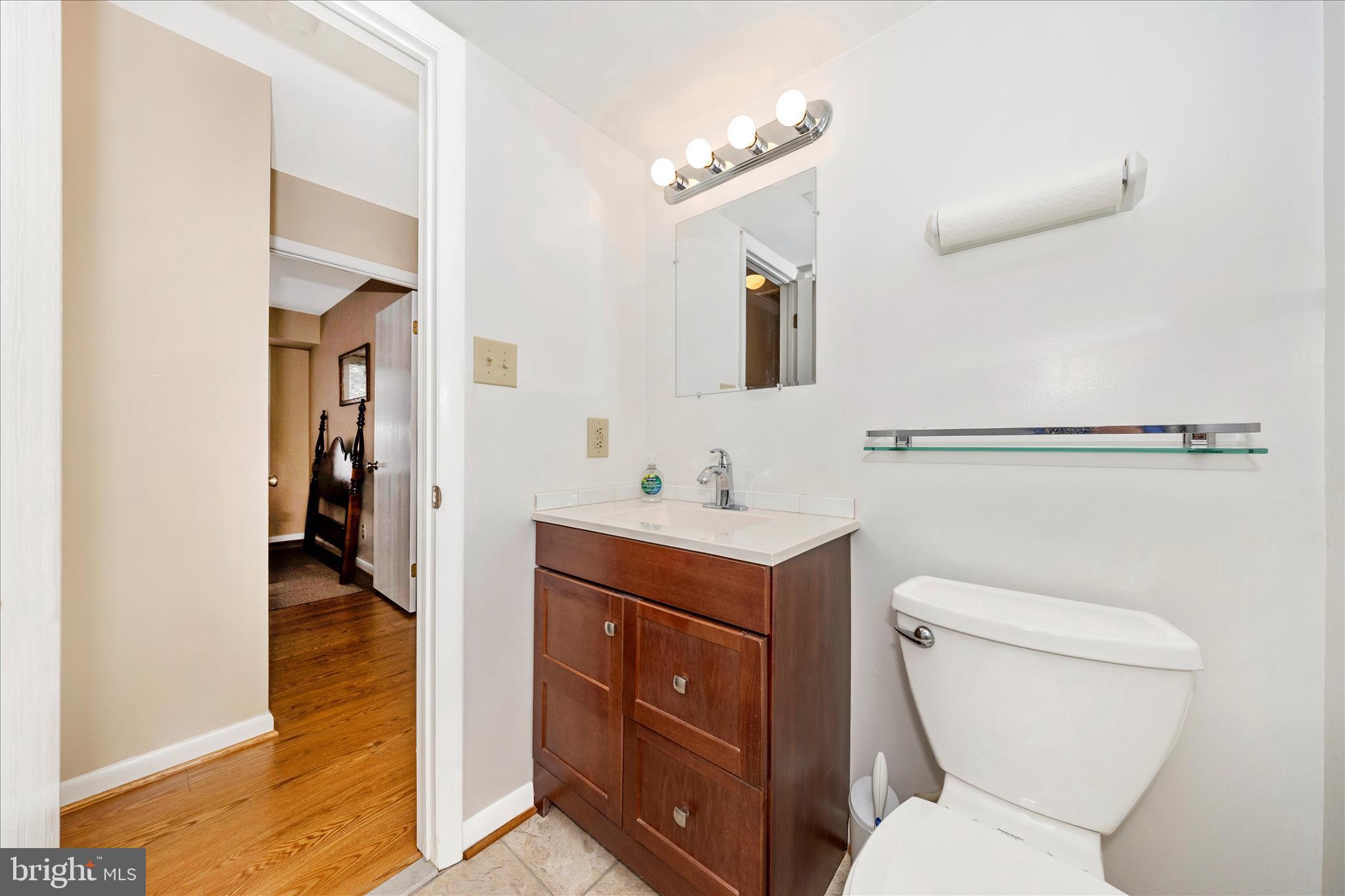 GLADE TOWN - Residential