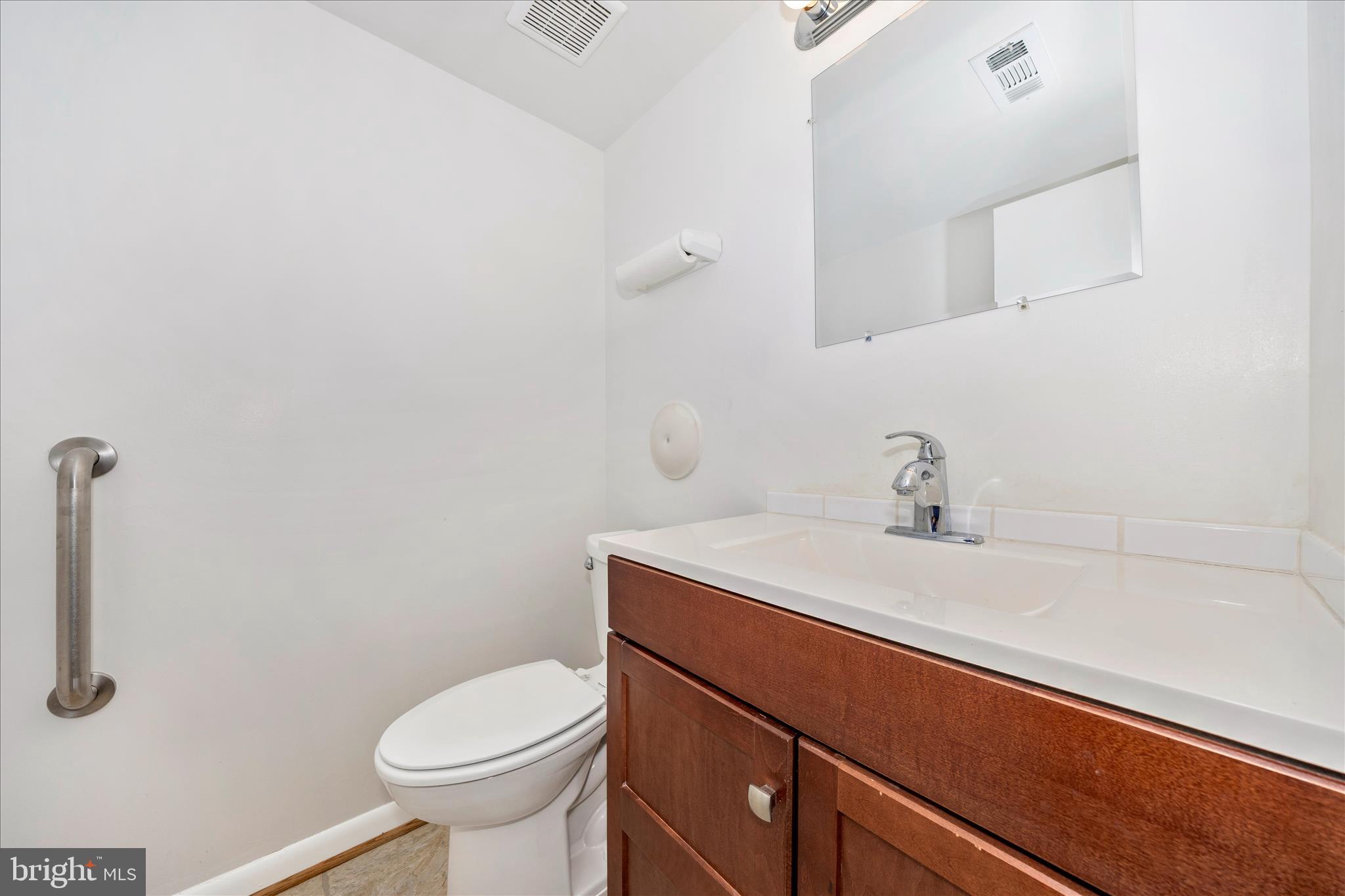 GLADE TOWN - Residential