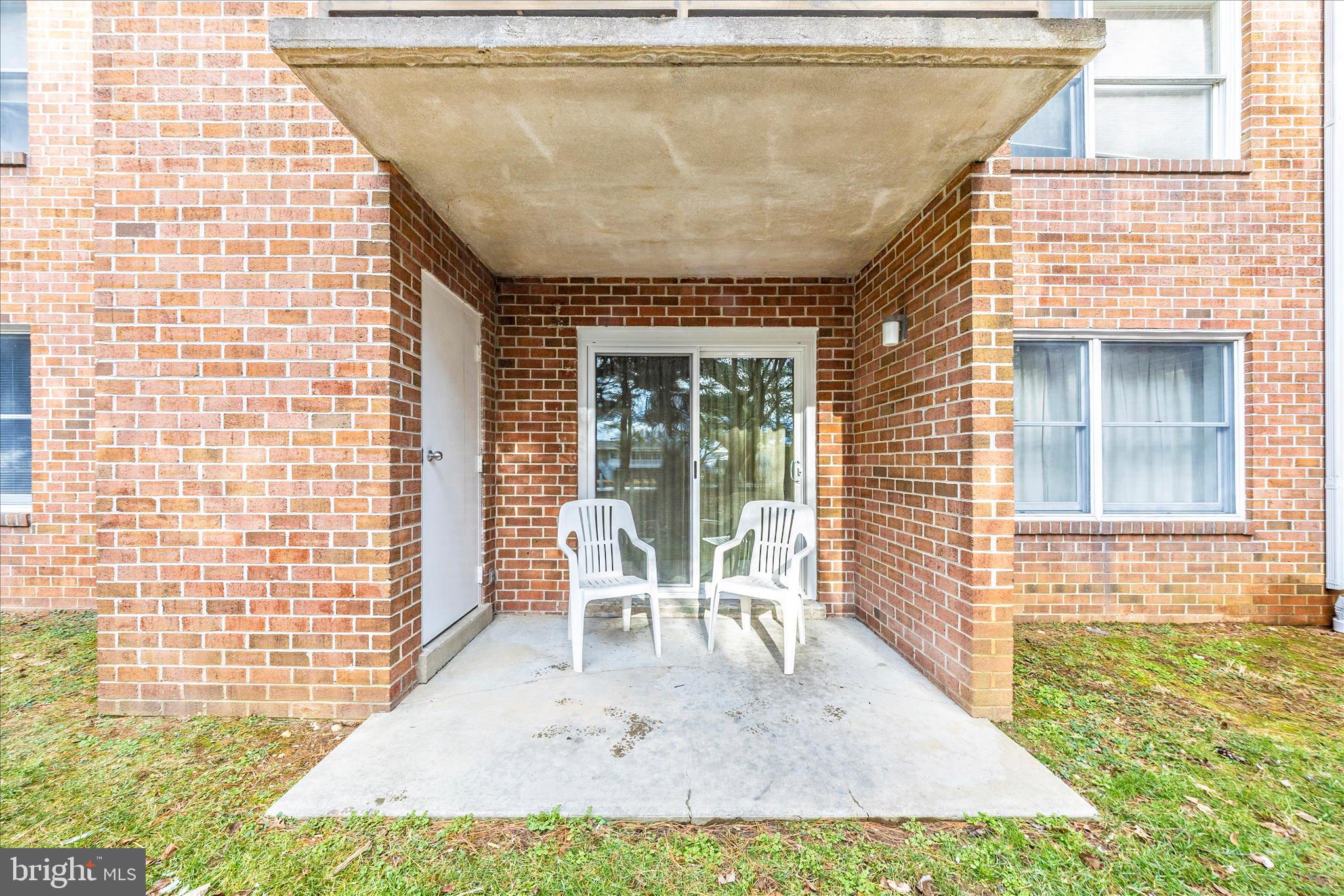 GLADE TOWN - Residential