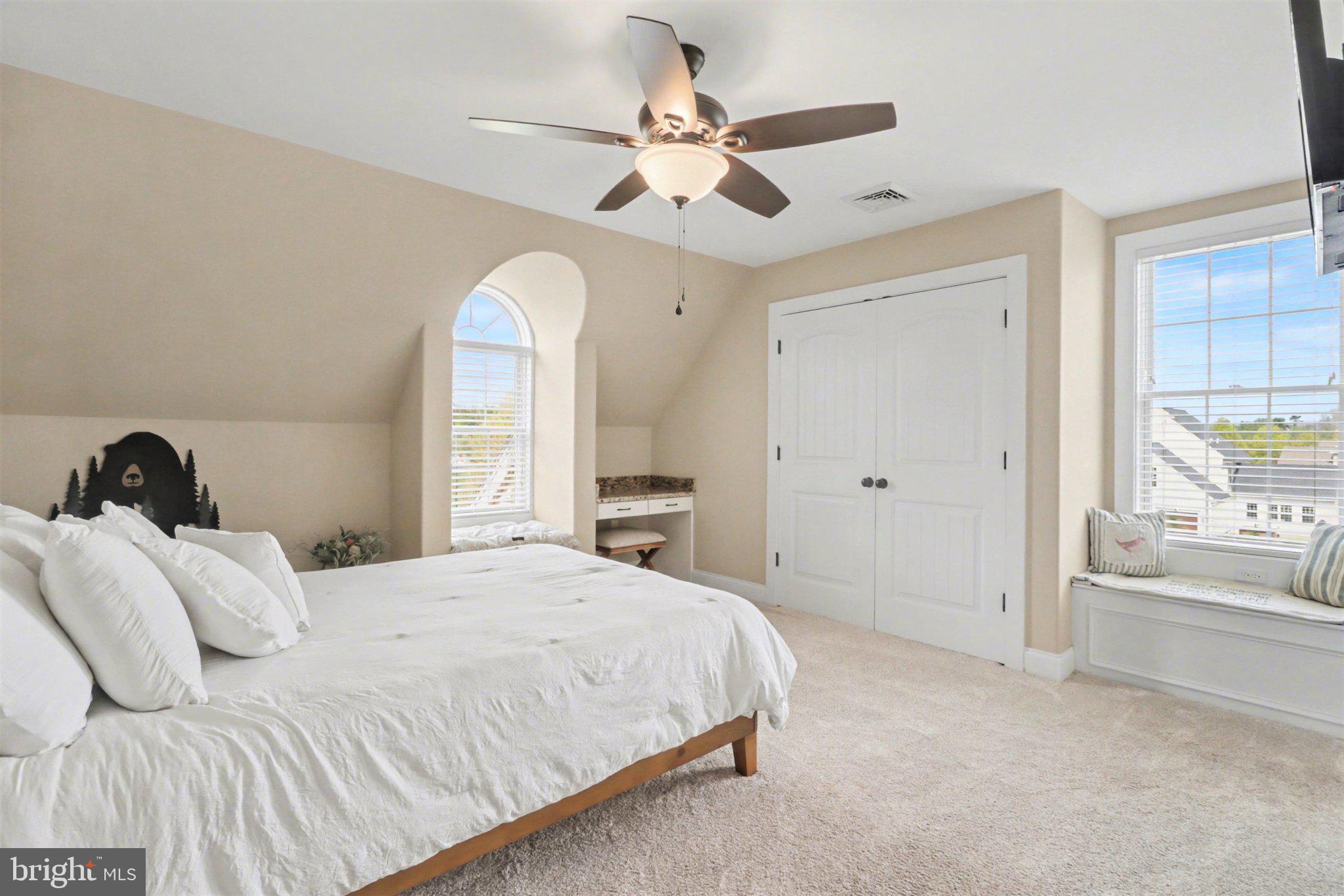 LINDENWOOD - Residential