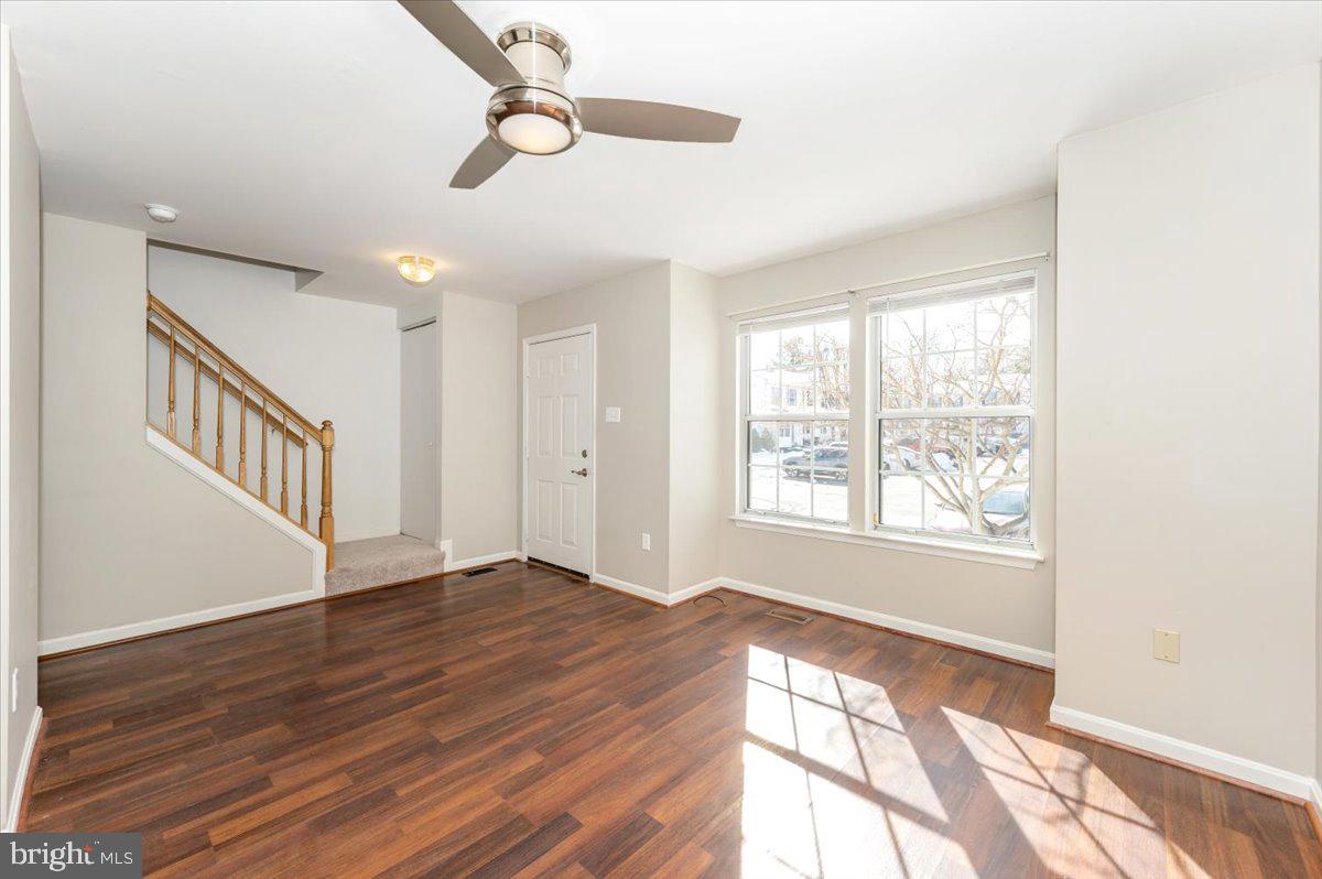 ROBIN MEADOWS - Residential