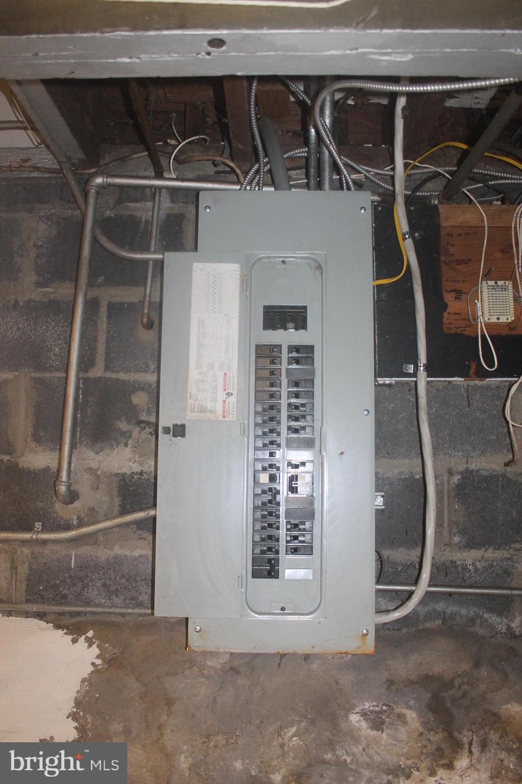 TANGLEWOOD - Residential