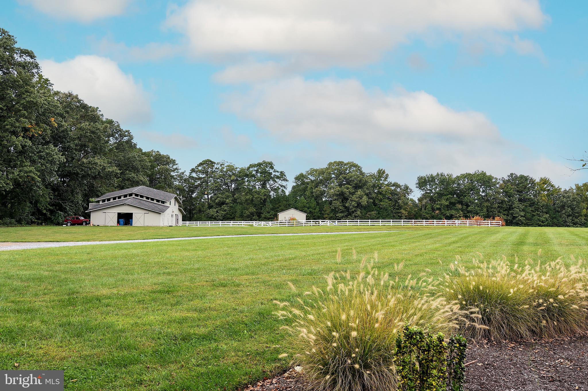 KINTORE LAKE - Residential