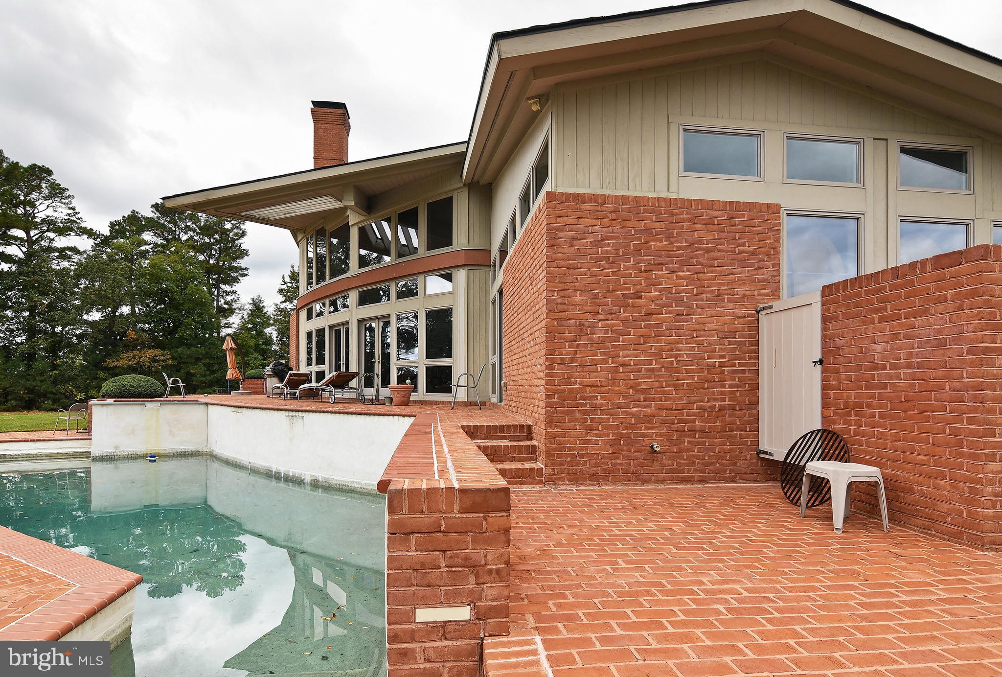 KINTORE LAKE - Residential