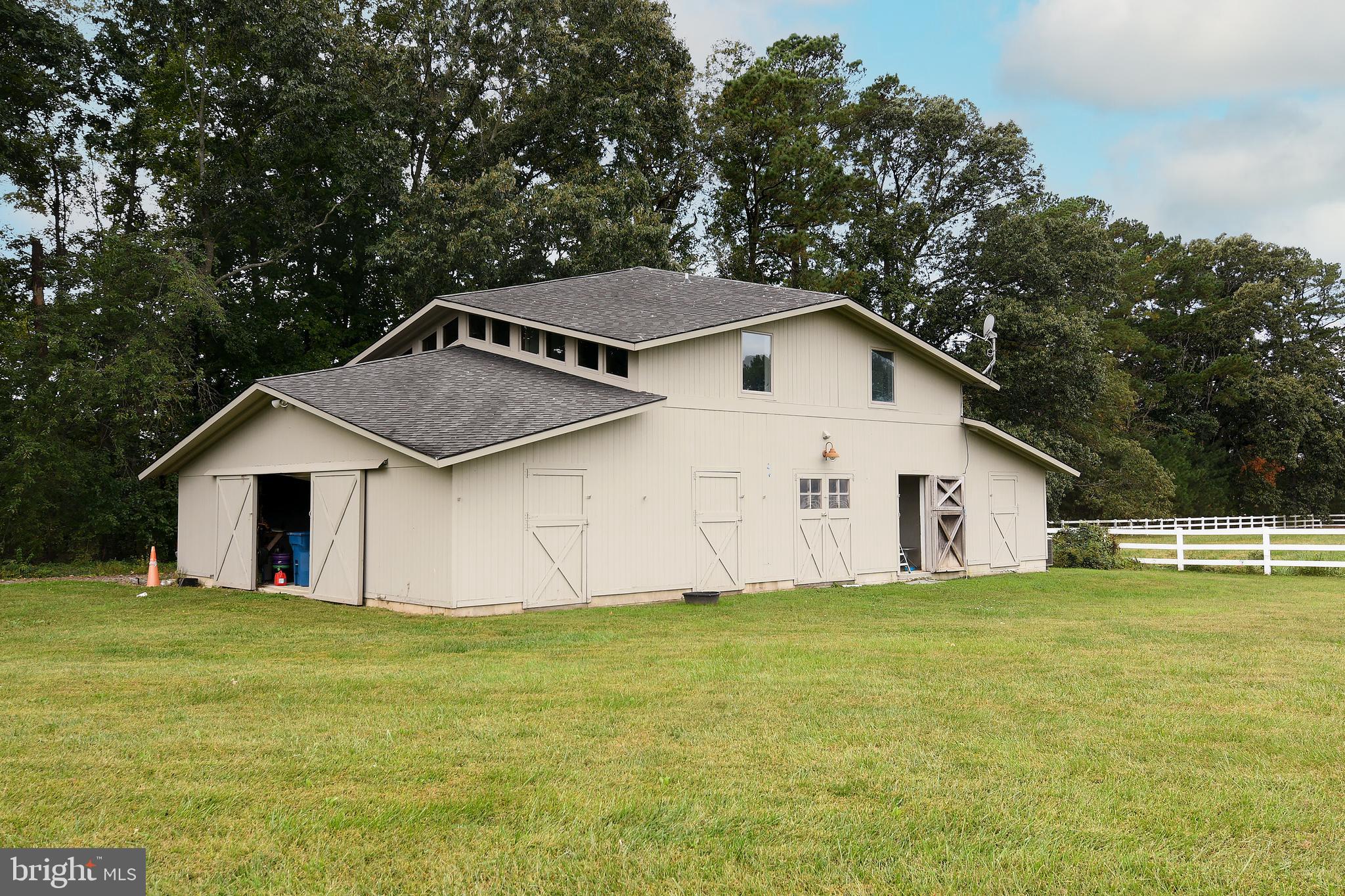 KINTORE LAKE - Residential