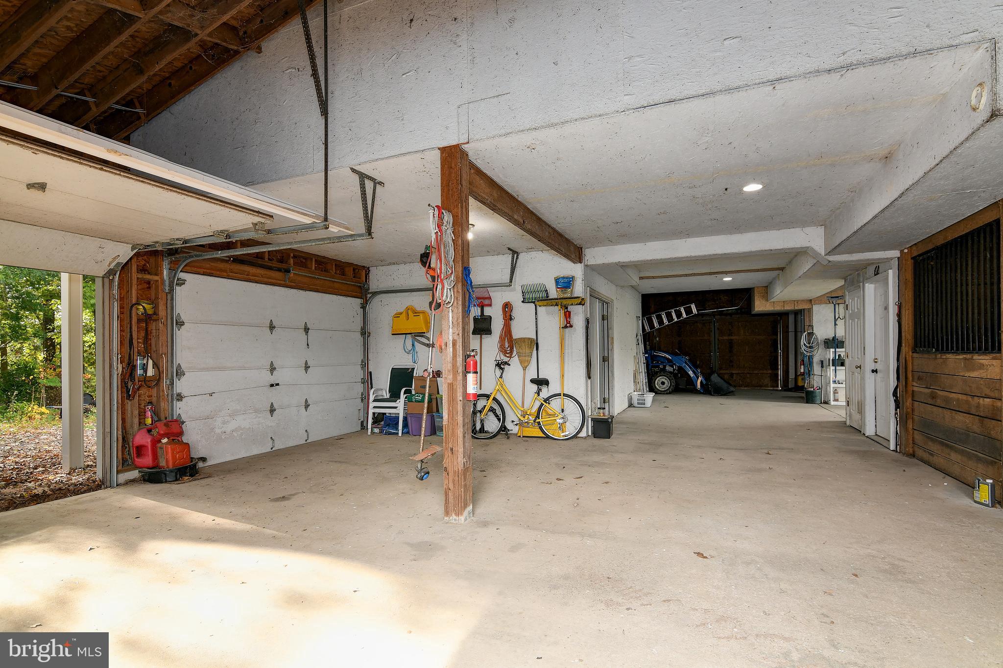 KINTORE LAKE - Residential