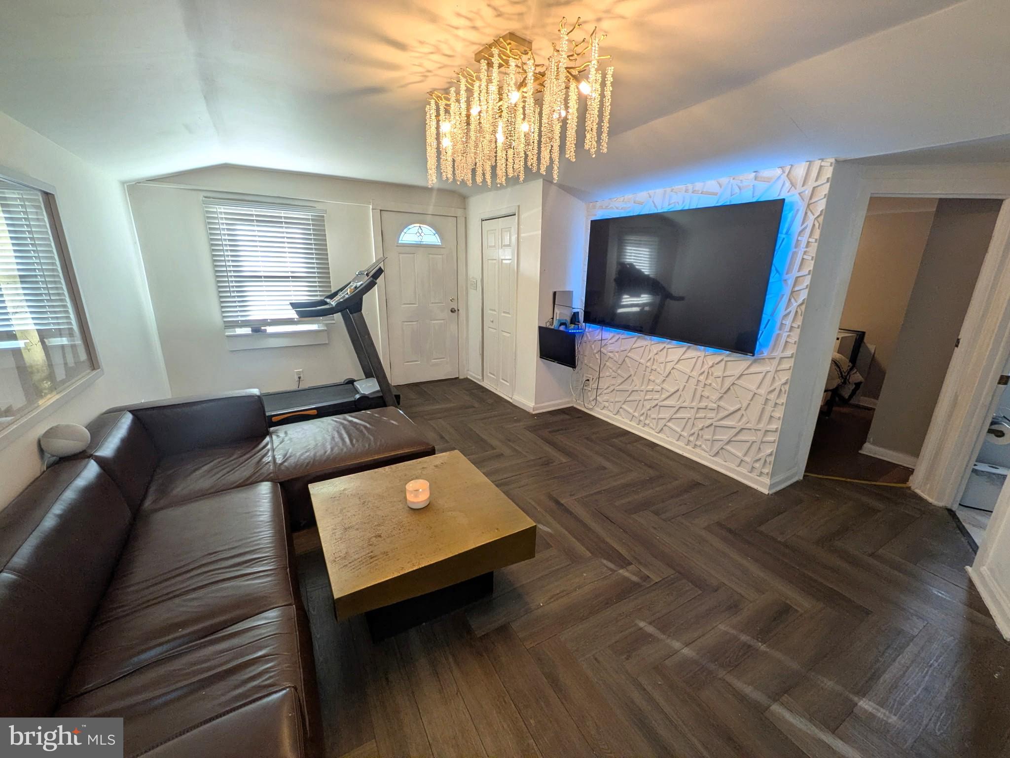 HAGERSTOWN - Residential