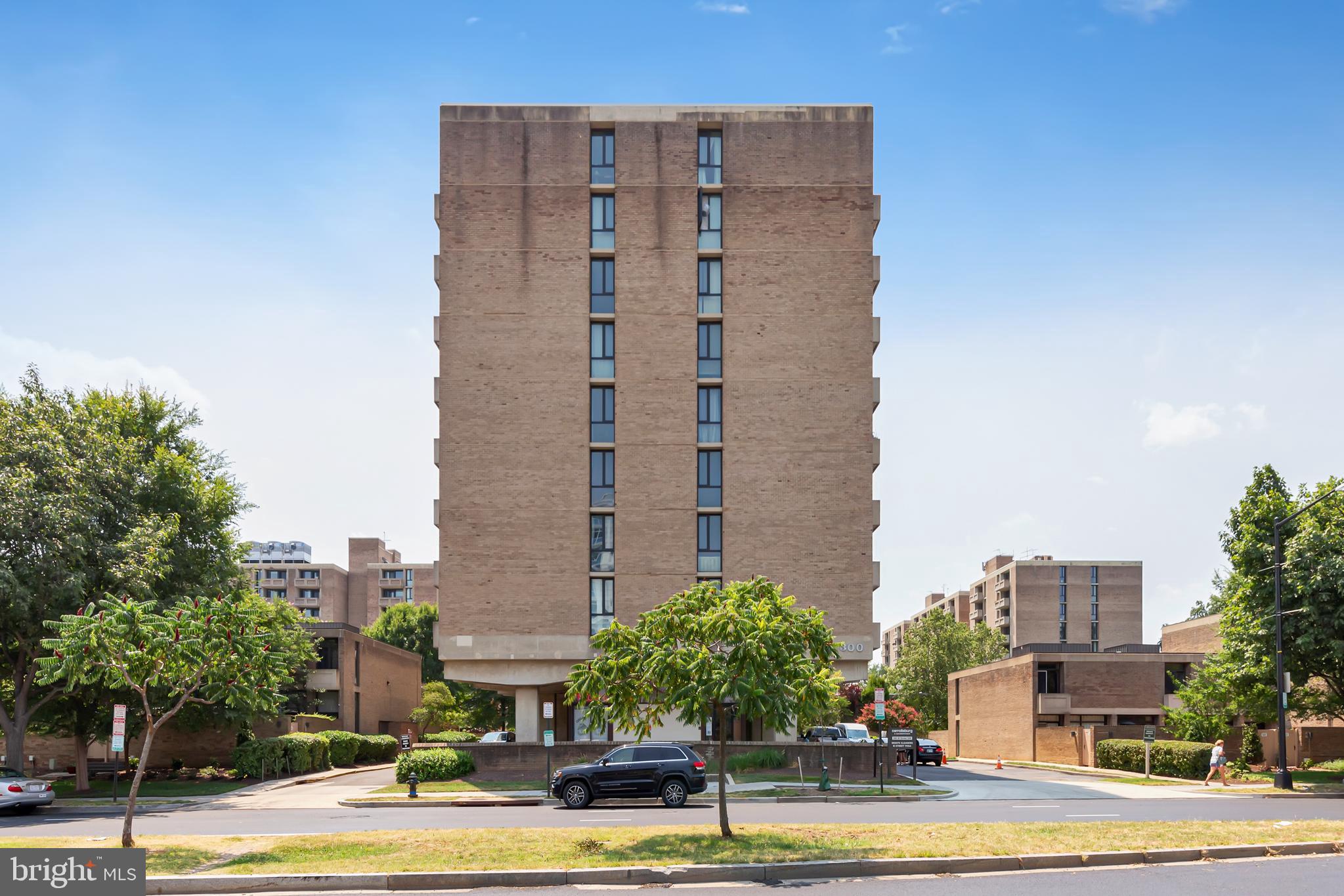 1250 4TH STREET SW L-15