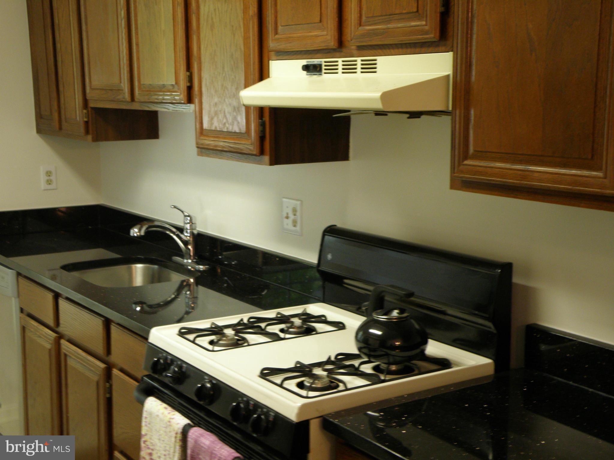 VININGS CONDO - Residential