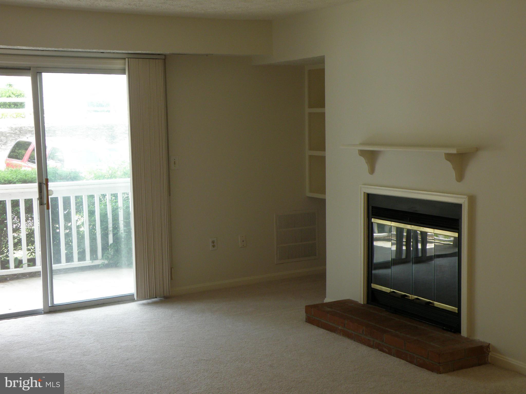 VININGS CONDO - Residential