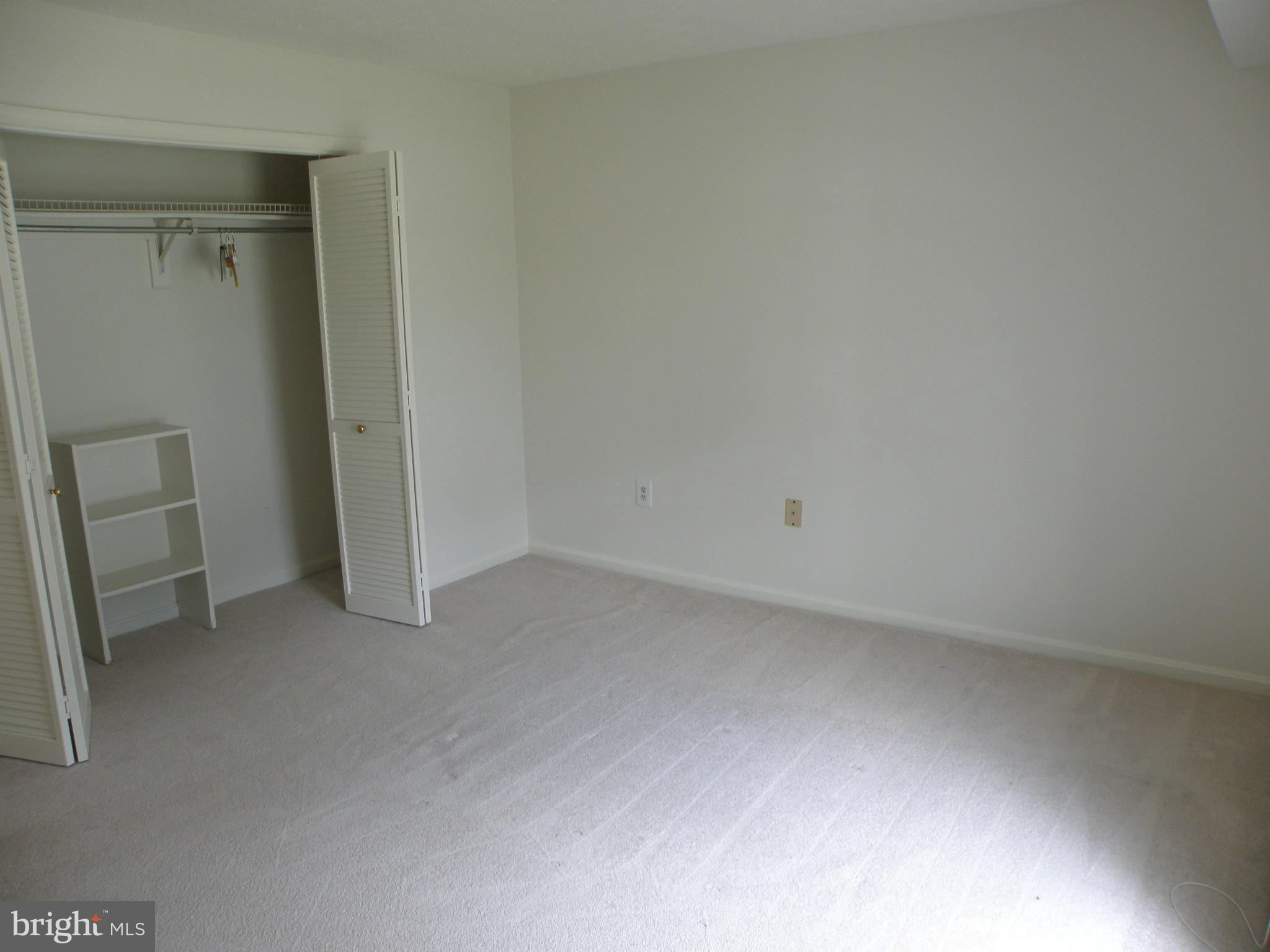 VININGS CONDO - Residential