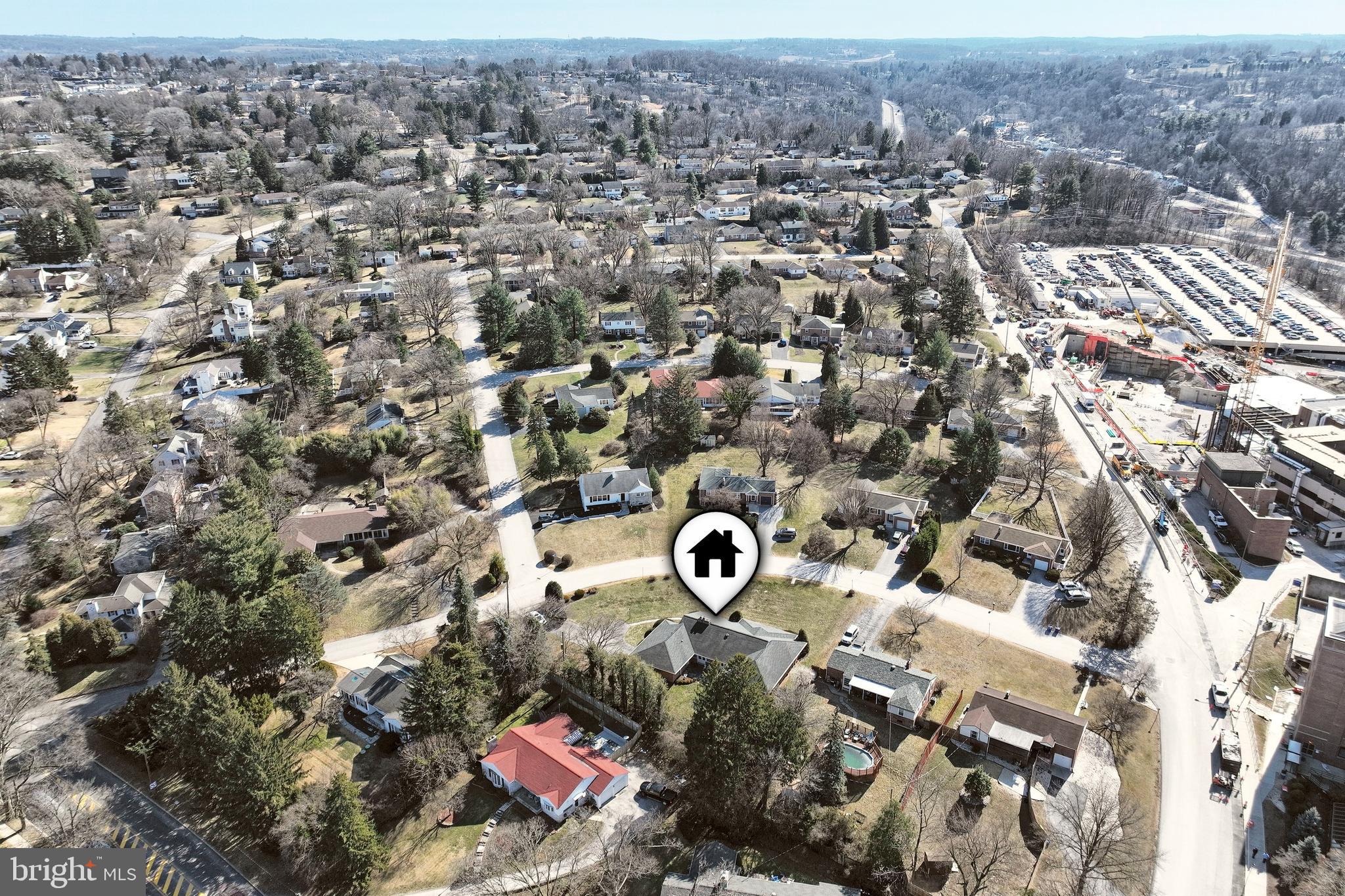 STRATHCONA HILLS - Residential