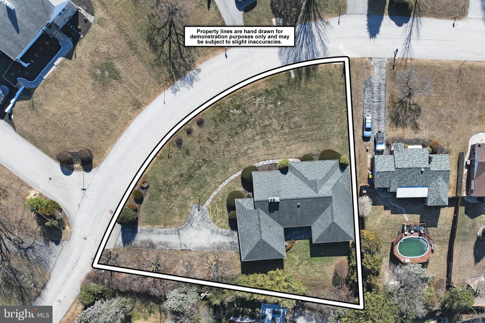 STRATHCONA HILLS - Residential