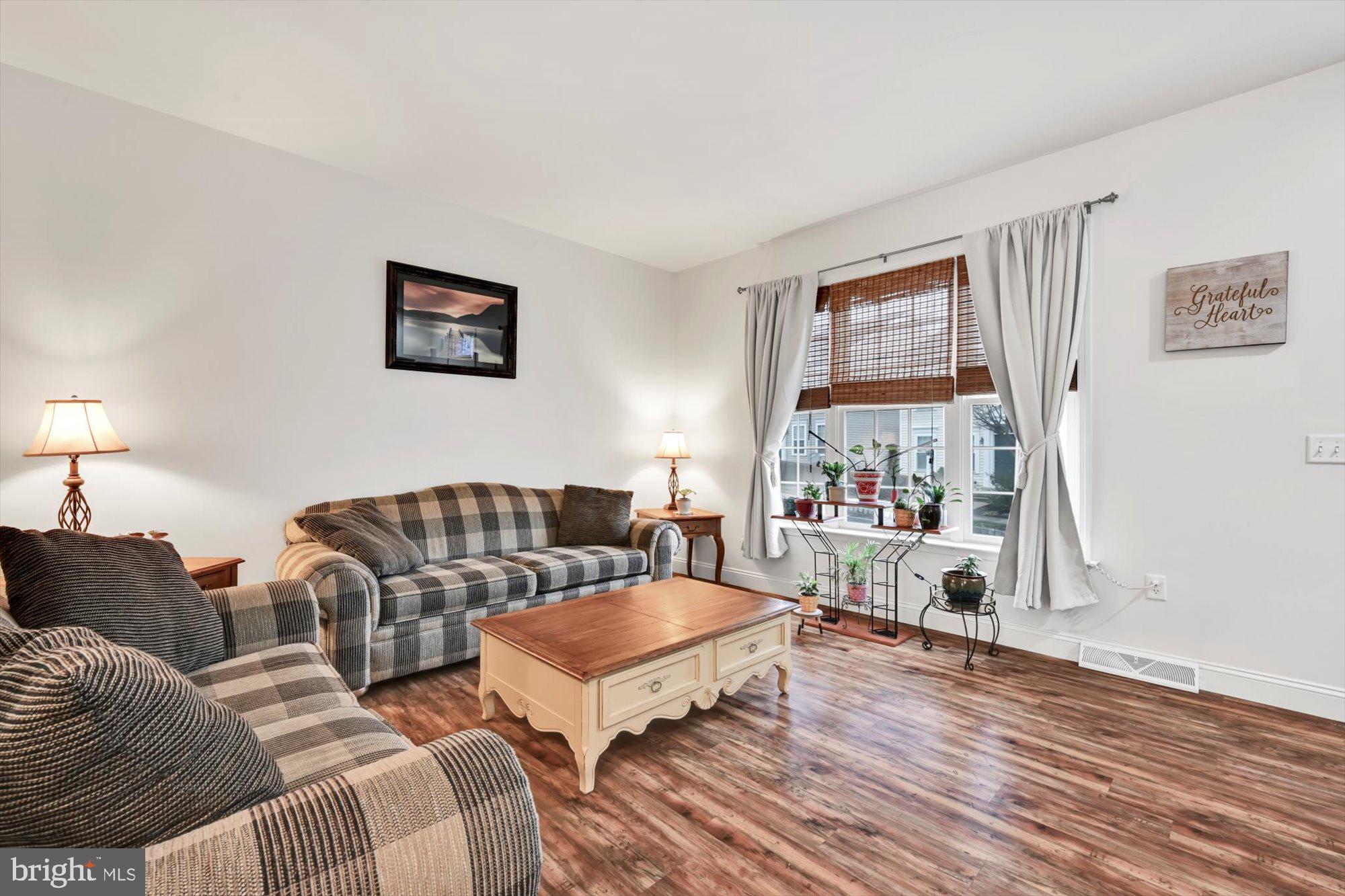 FLORIN HILL - Residential