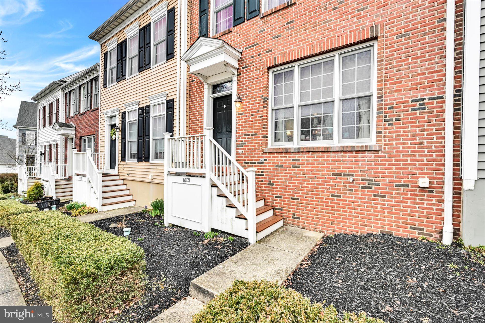 FLORIN HILL - Residential