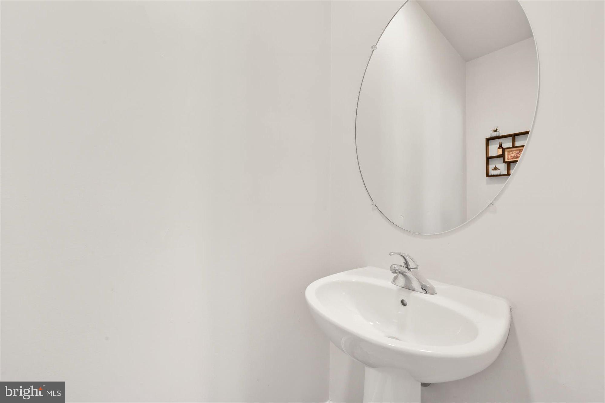 FLORIN HILL - Residential