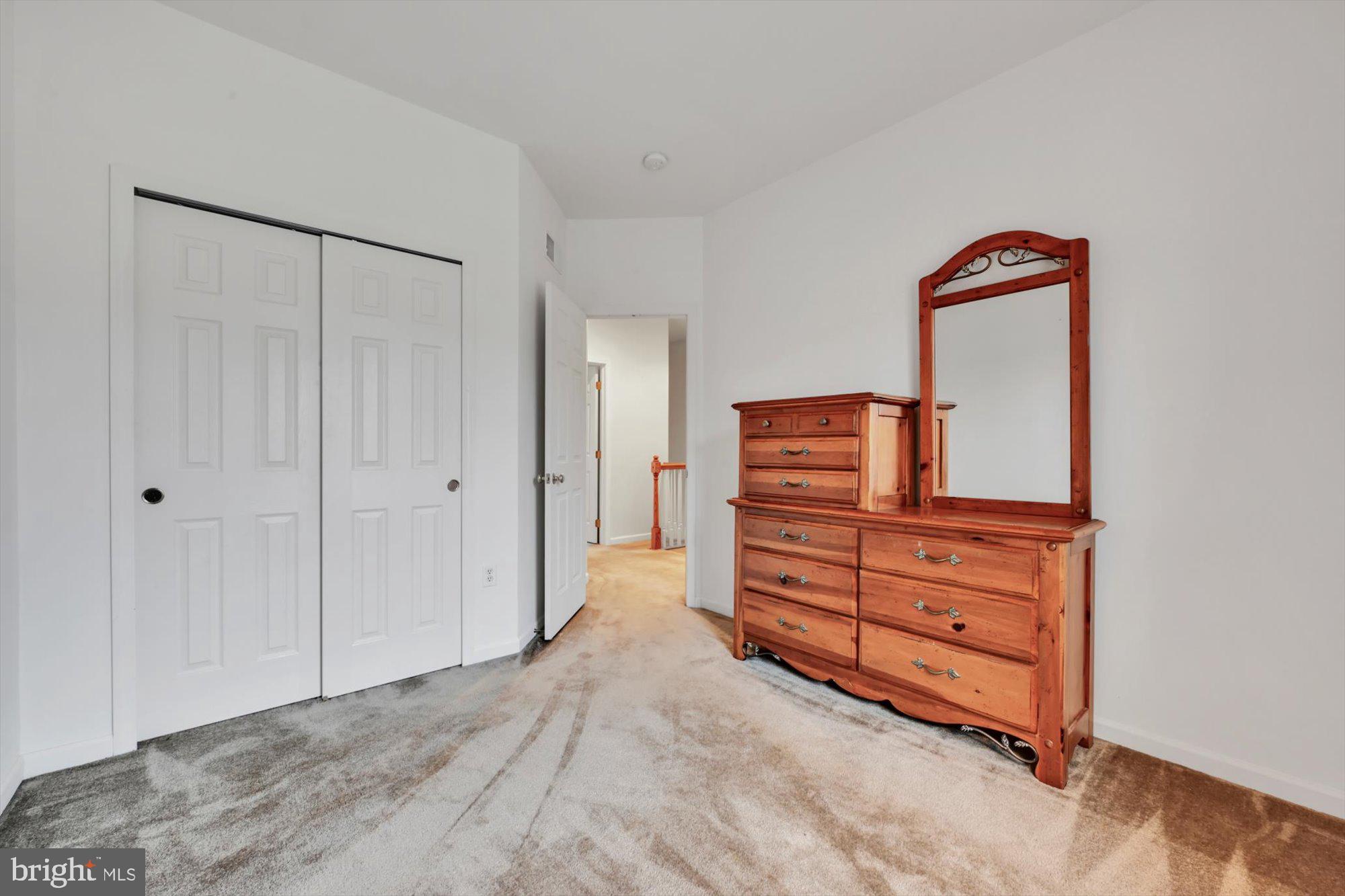 FLORIN HILL - Residential