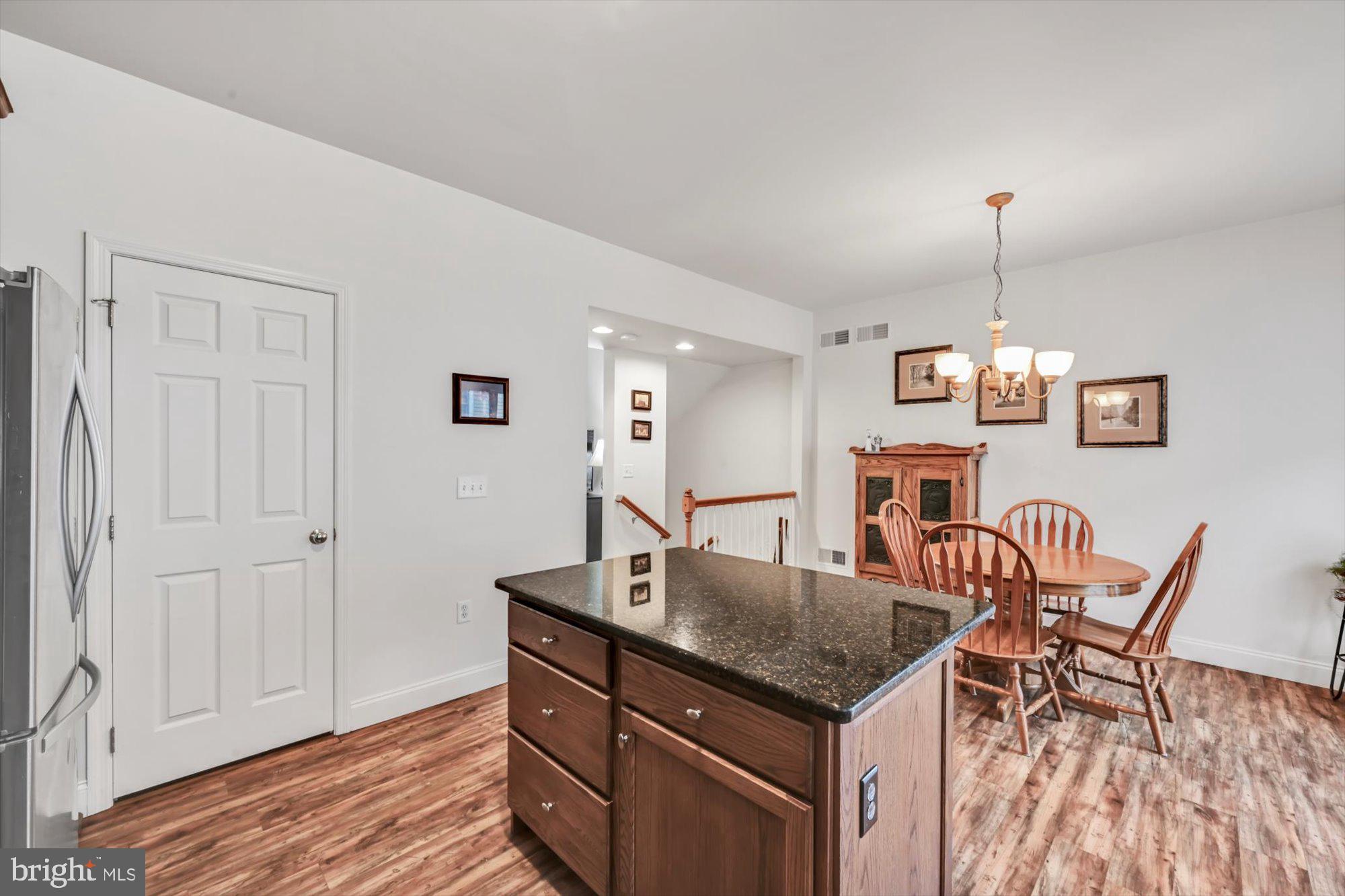 FLORIN HILL - Residential