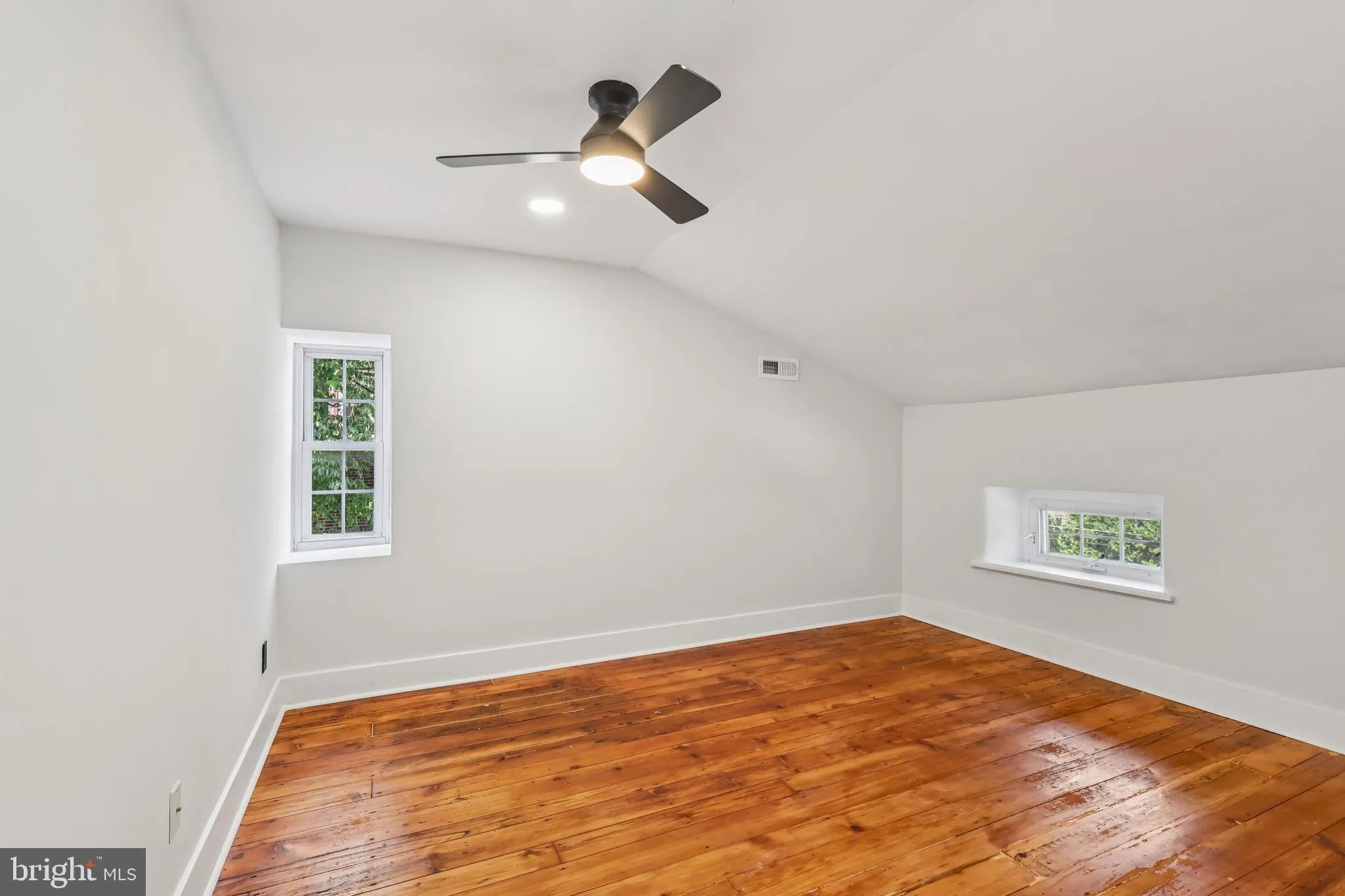 Philadelphia, Pennsylvania 19119, United States, 3 Bedrooms Bedrooms, ,2 BathroomsBathrooms,Residential,Active,160833