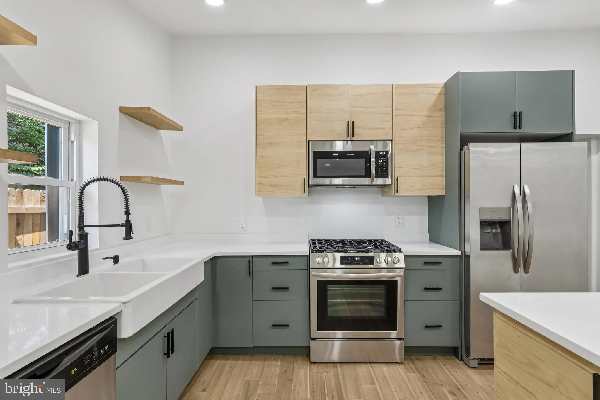 Philadelphia, Pennsylvania 19119, United States, 3 Bedrooms Bedrooms, ,2 BathroomsBathrooms,Residential,Active,160833