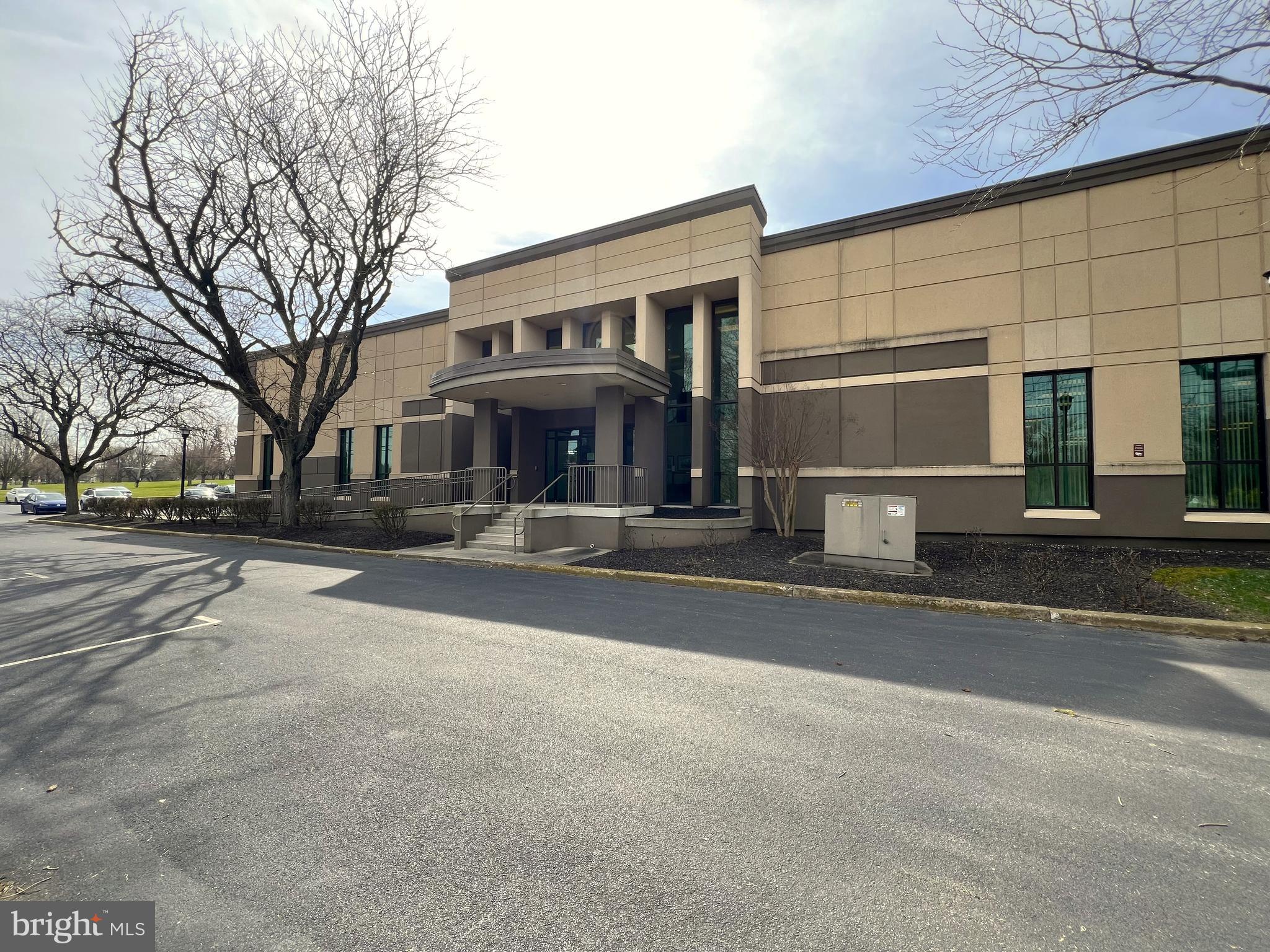 Offering 4,229 +/- SF on the second floor of 1845 William Penn Way, a common area building positioned at the center of Greenfield. With ample parking directly servicing the building and nearby access to amenities of the park, this space will be a great fit for office type users.