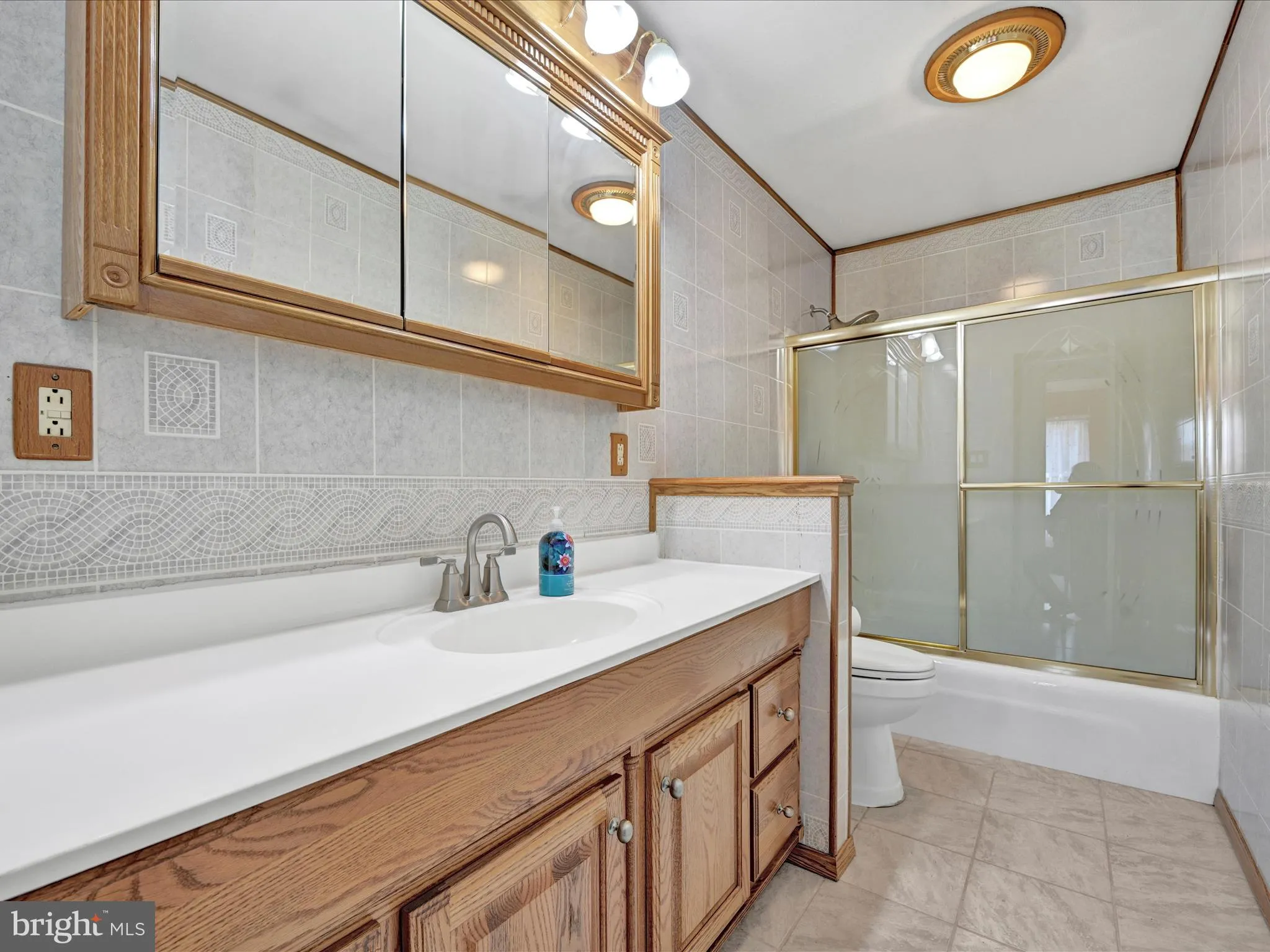 Schuylkill Haven, Pennsylvania 17972, United States, 3 Bedrooms Bedrooms, ,2 BathroomsBathrooms,Residential,Pending,89281