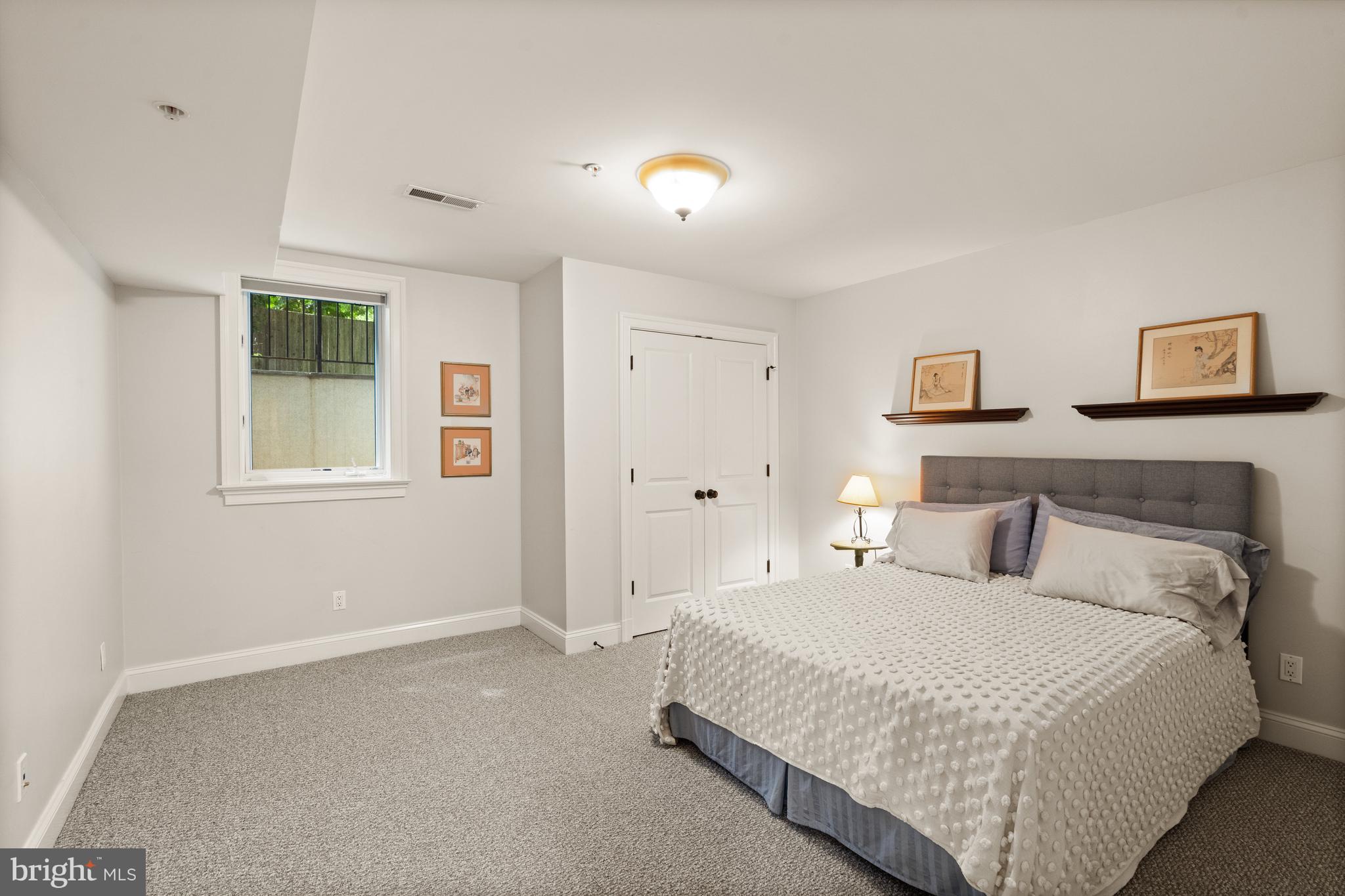 GLEN MAR PARK - Residential