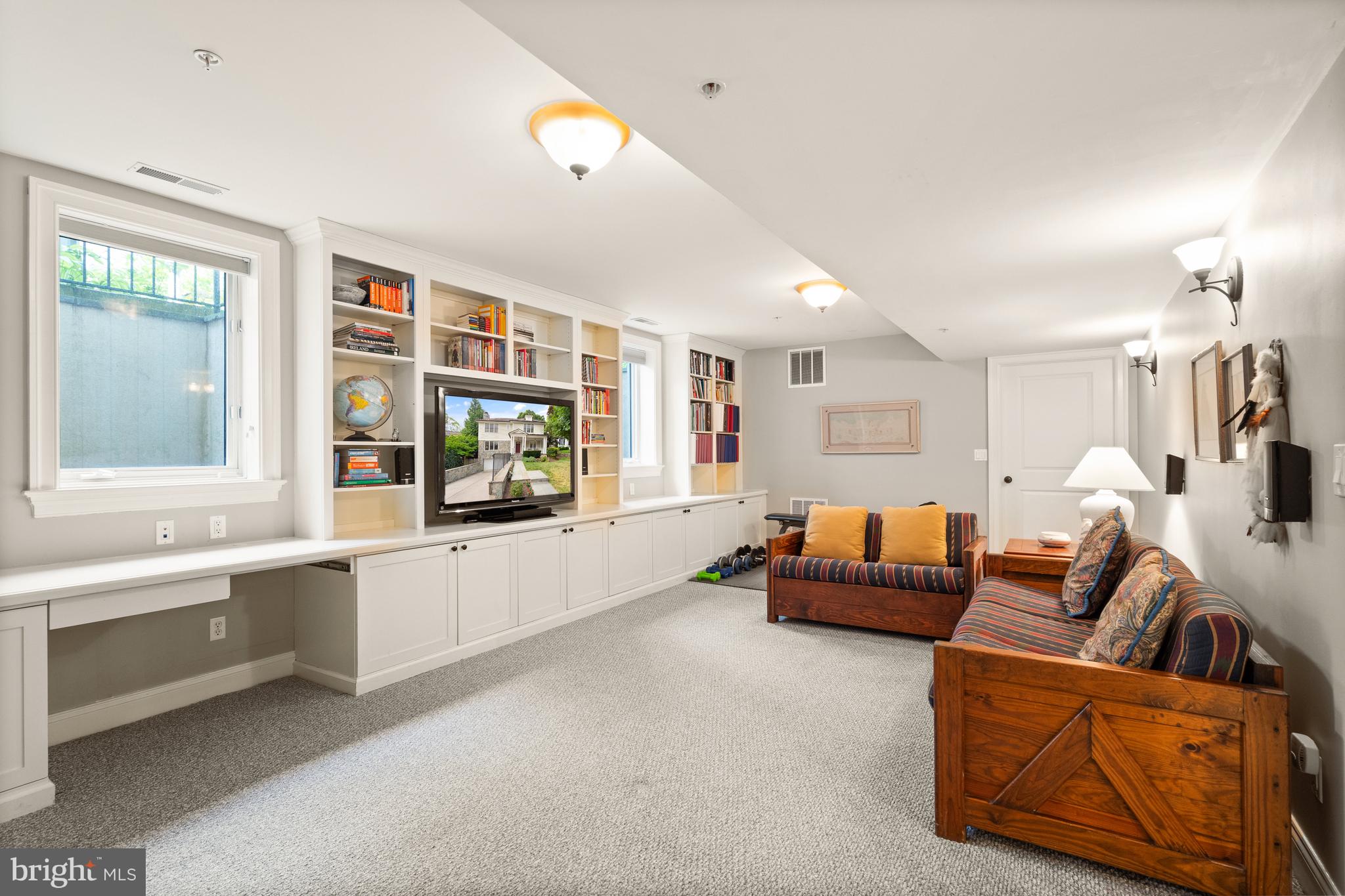 GLEN MAR PARK - Residential