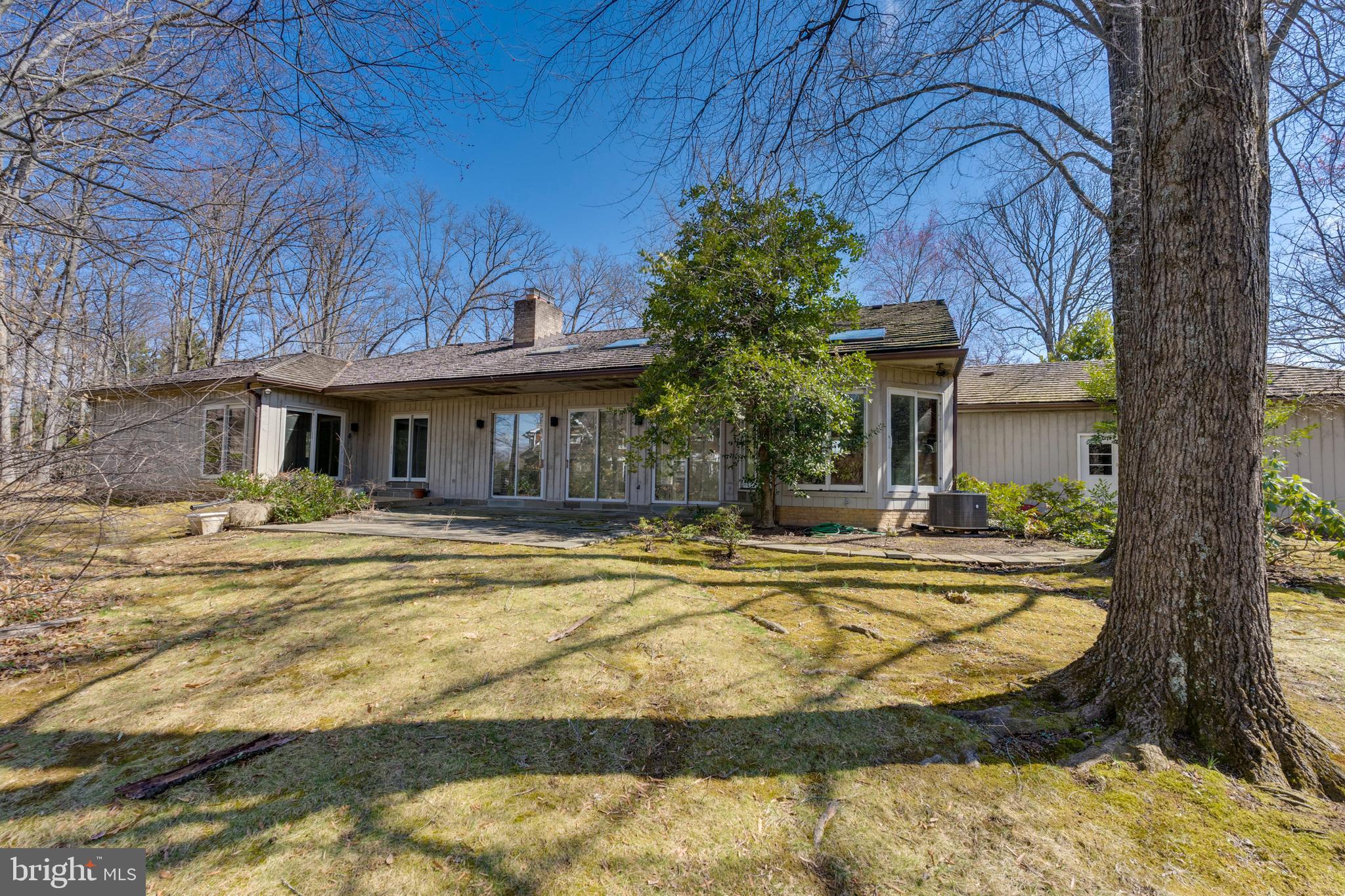 POTOMAC VILLAGE - Residential