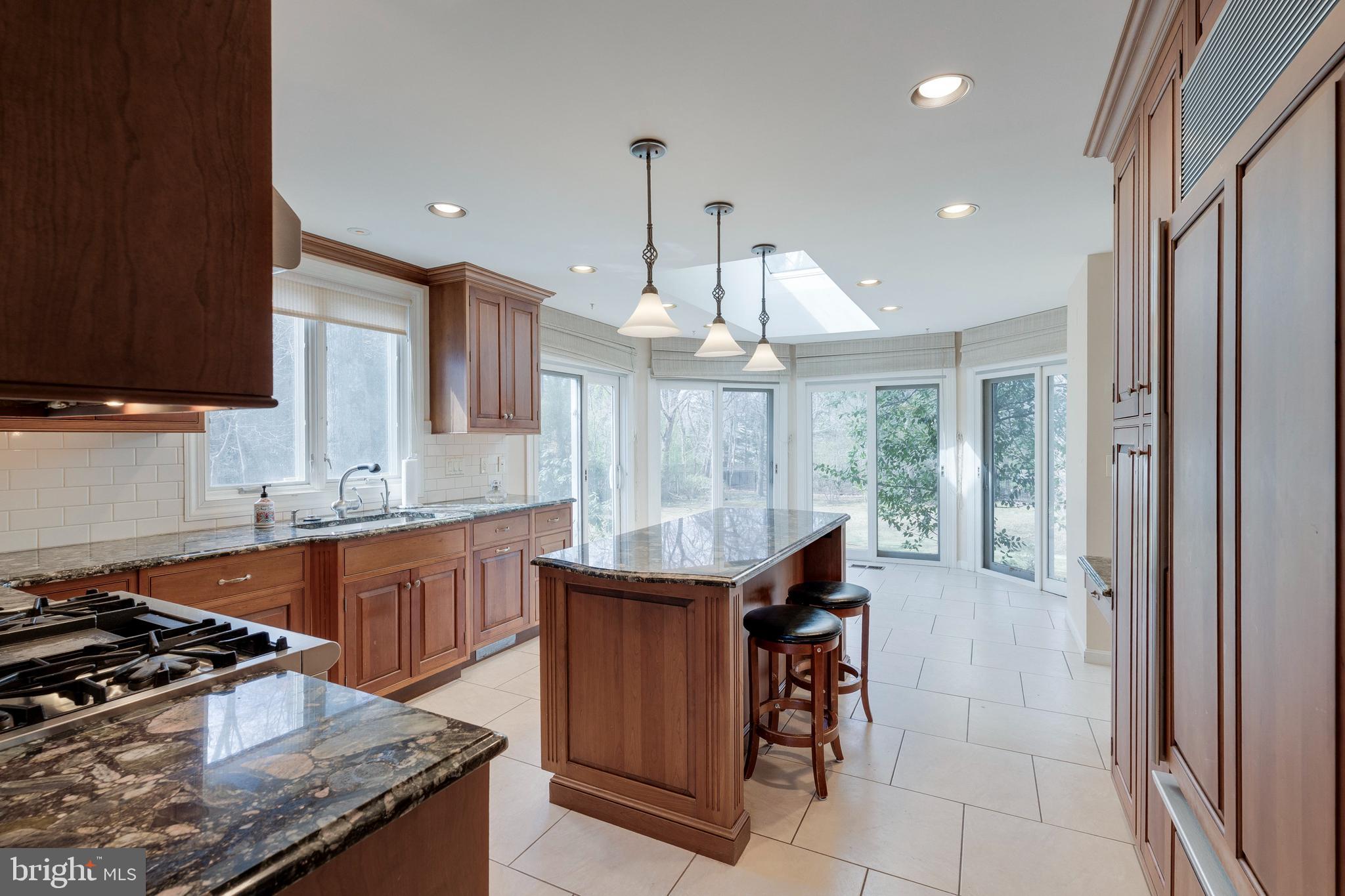 POTOMAC VILLAGE - Residential