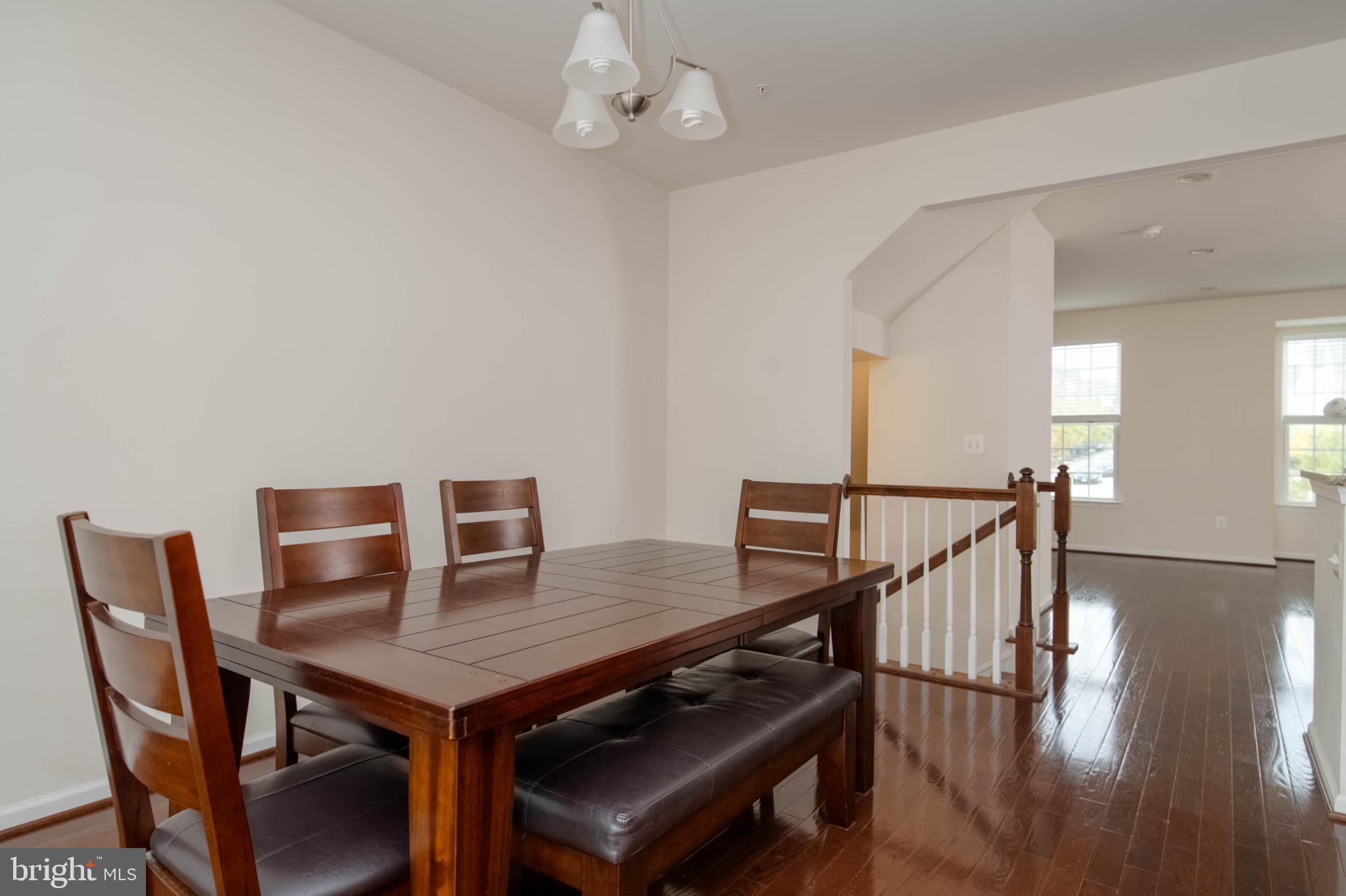 HOWARD SQUARE - Residential