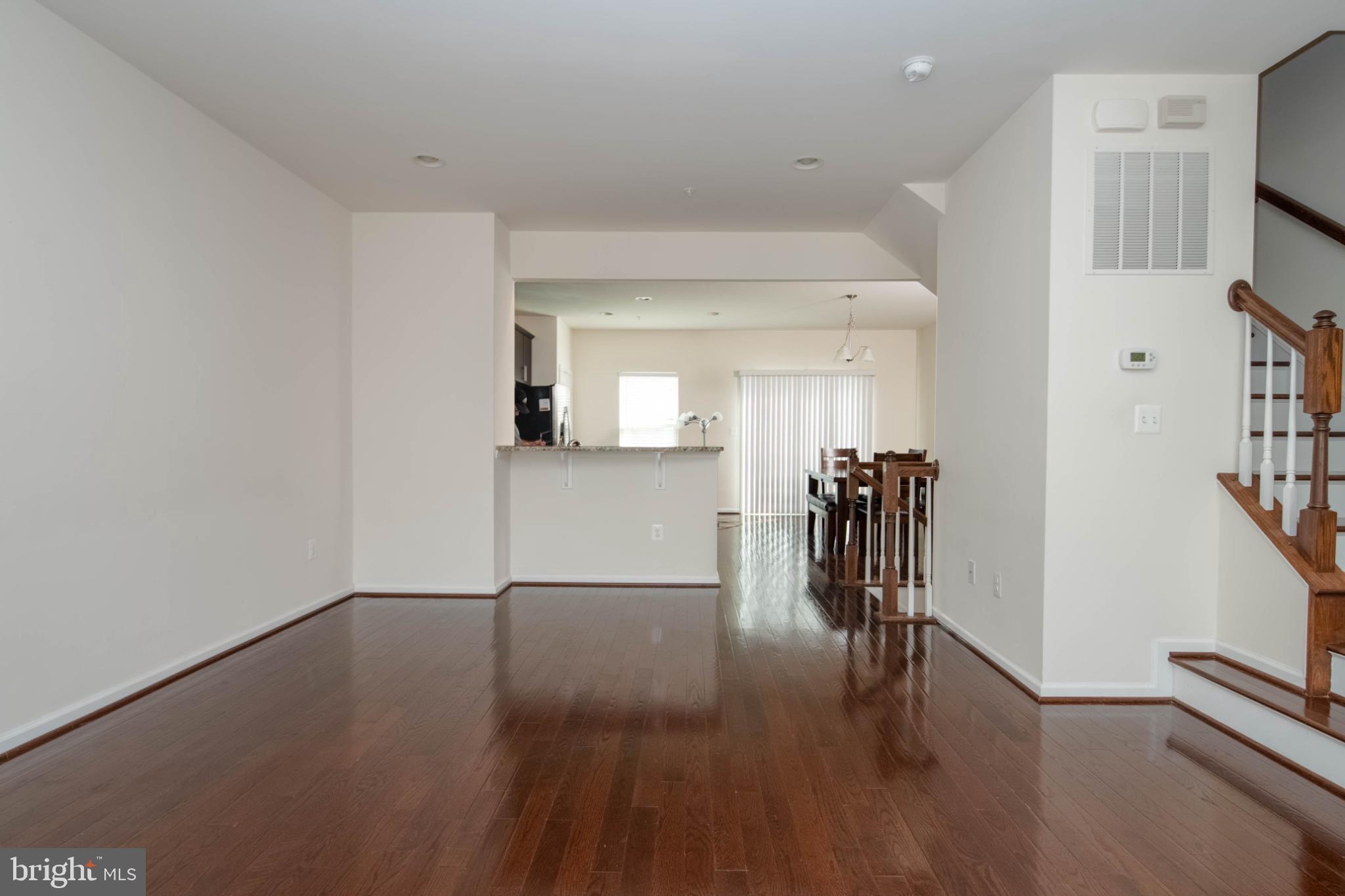 HOWARD SQUARE - Residential