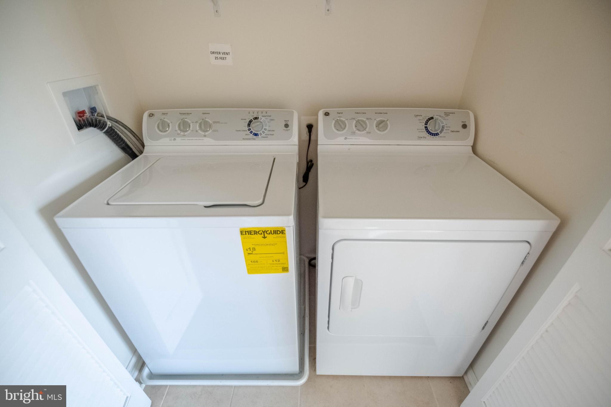 HOWARD SQUARE - Residential