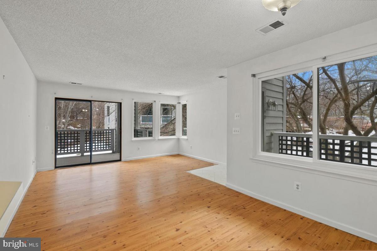 SUMMERRIDGE - Residential