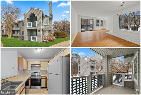 Condo For Sale - 11719 Summerchase Circle<br/> RESTON, VA 20194