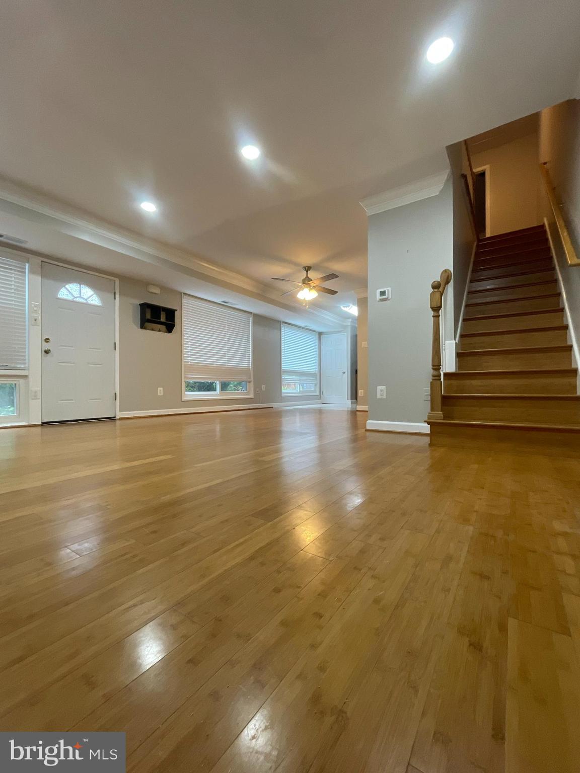 MOSBY WOODS TOWNHOUSE - Residential