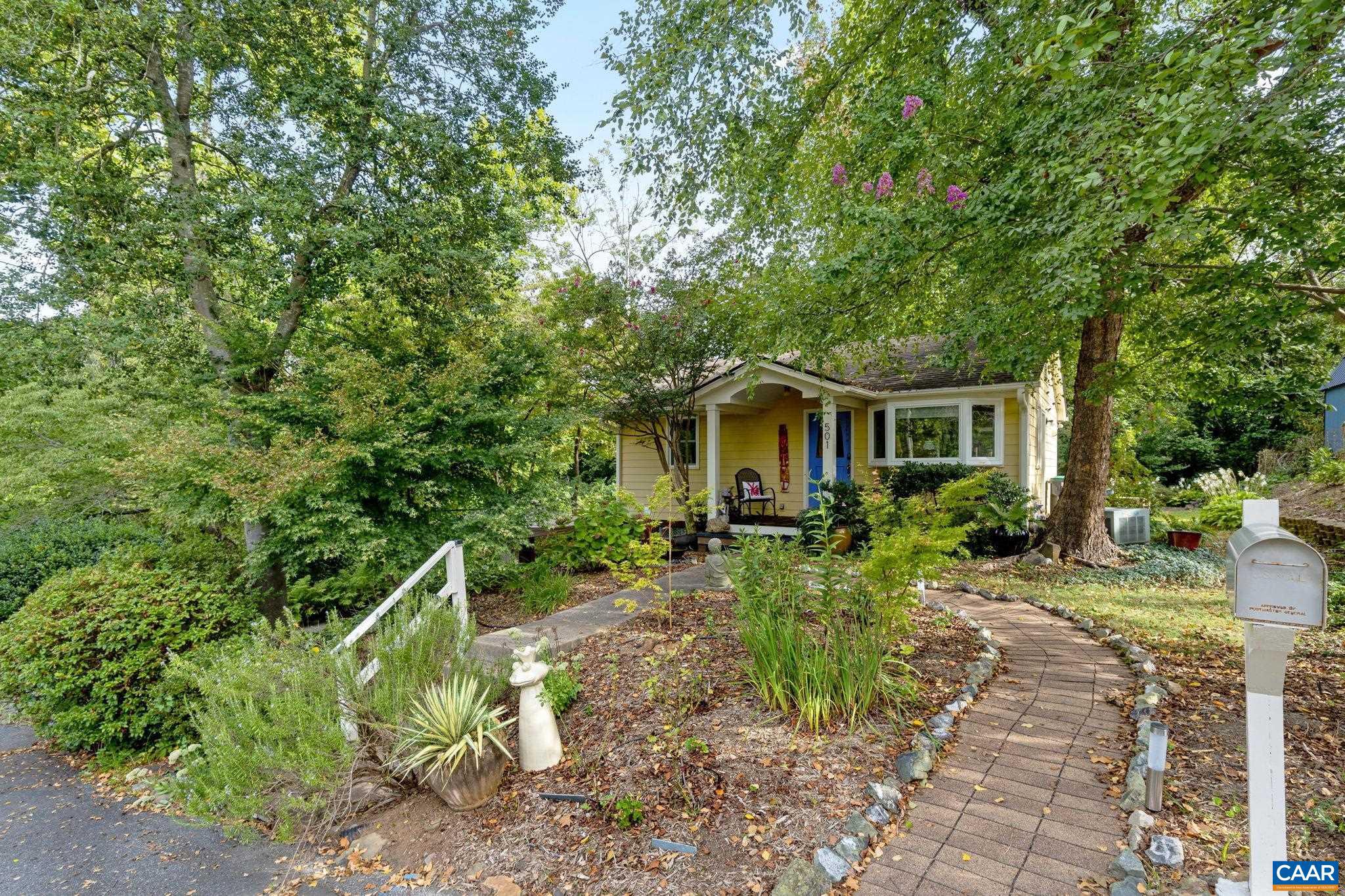 BELMONT - Residential