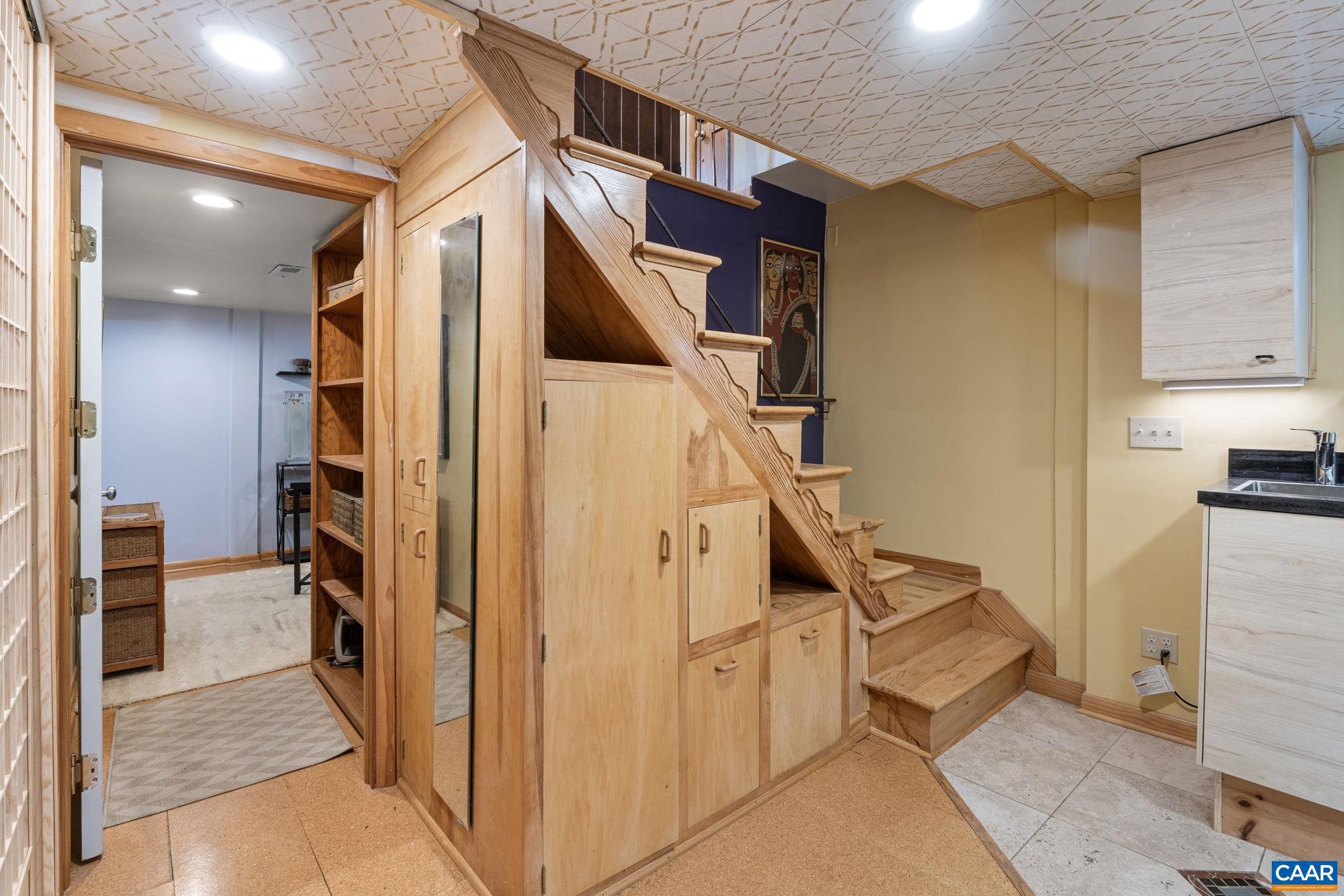 BELMONT - Residential