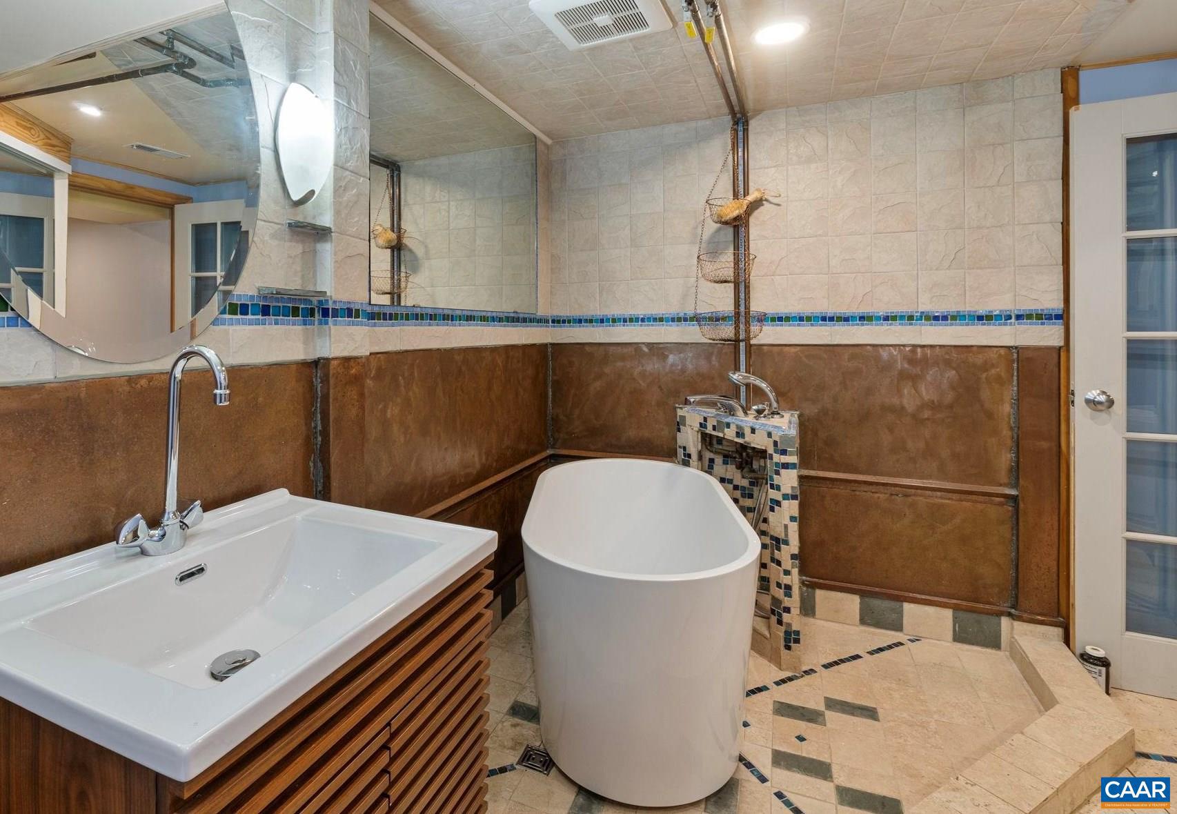 BELMONT - Residential