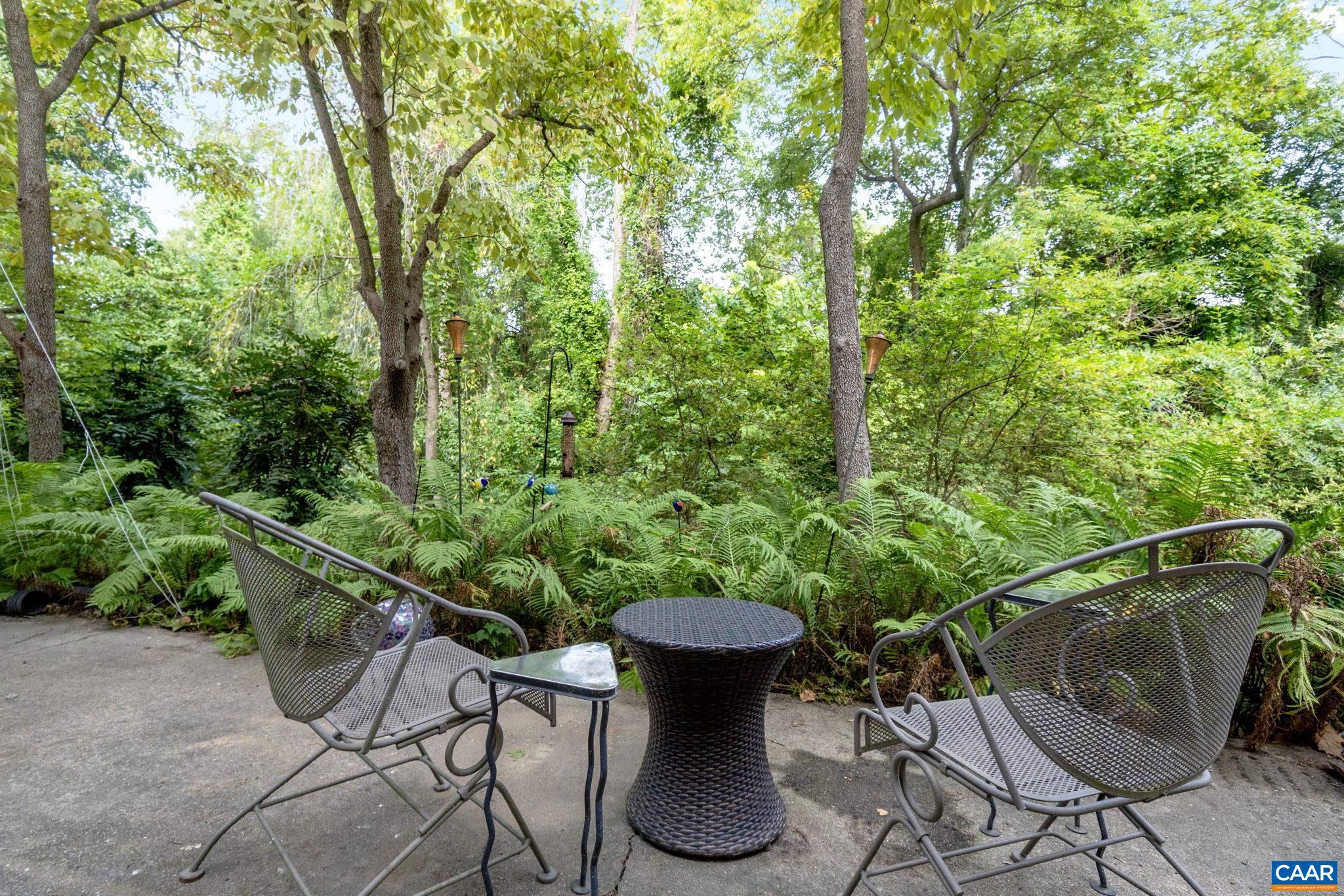 BELMONT - Residential