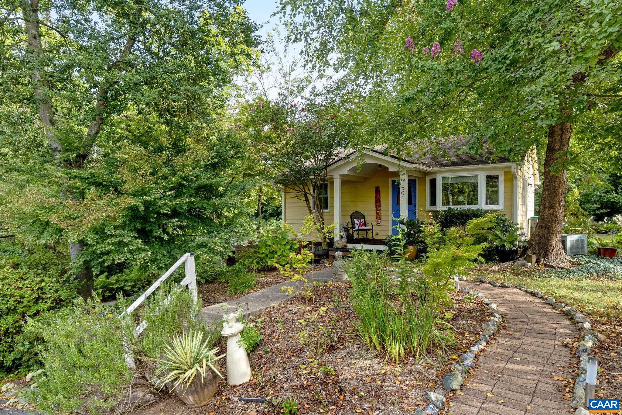 BELMONT - Residential